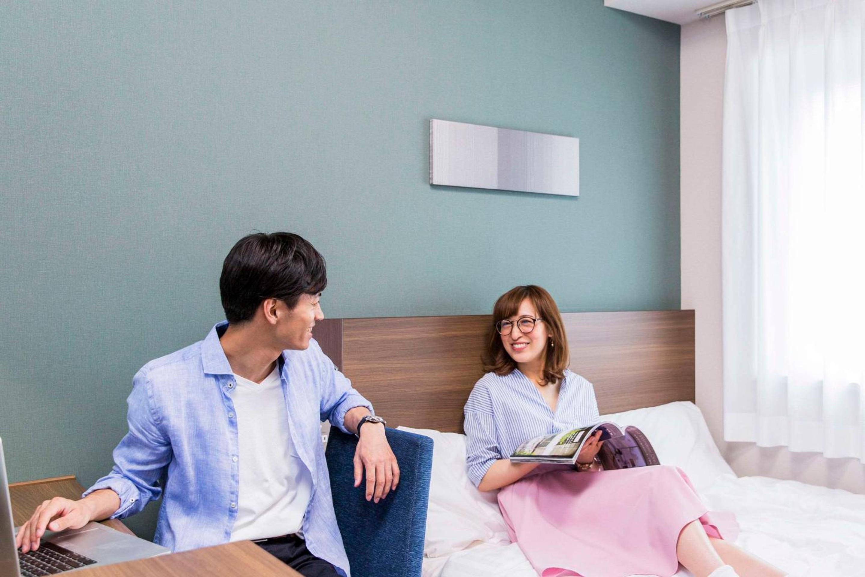 Twin Room - Non-Smoking - Photo 4