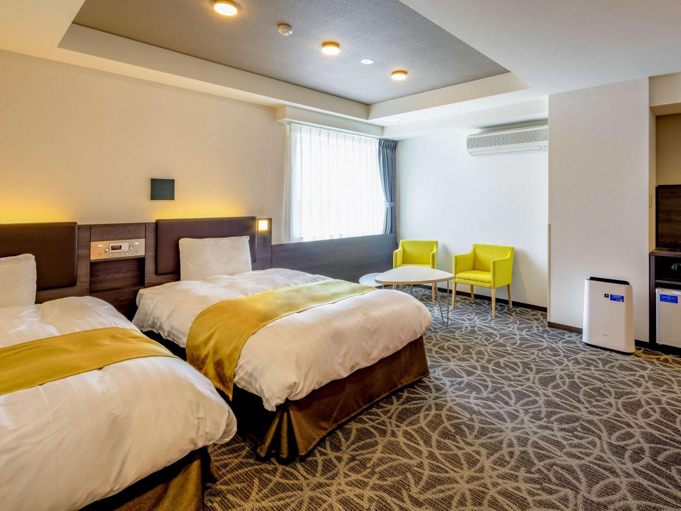 Superior Twin Room - Non-Smoking photo 1