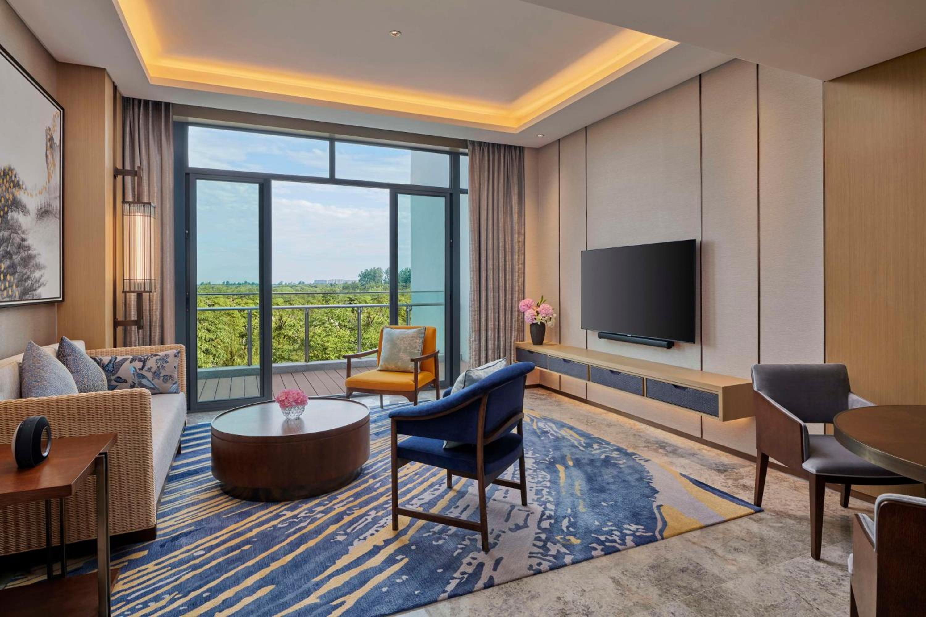 Executive King Suite