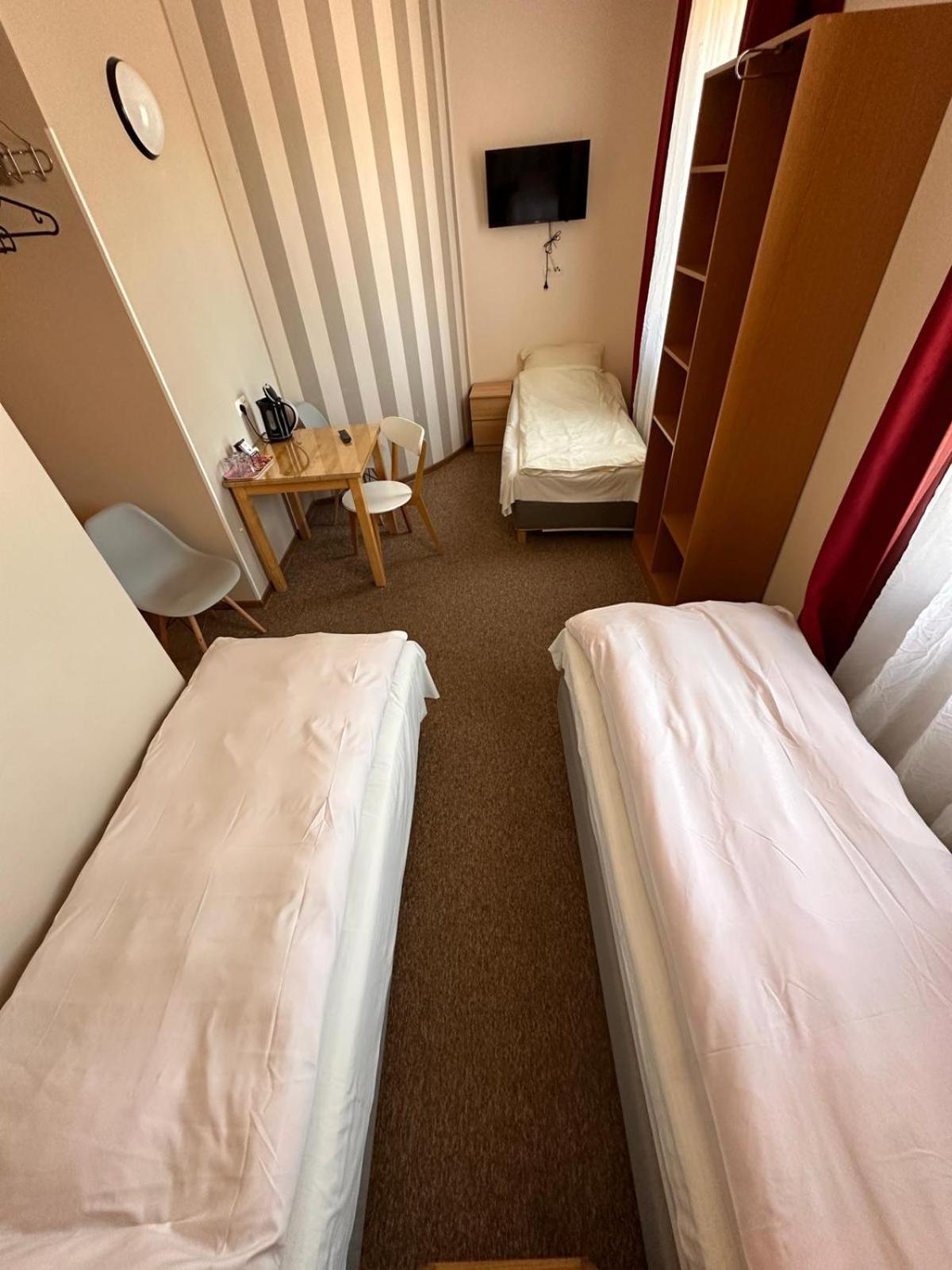 Triple Room with Private Bathroom photo 1
