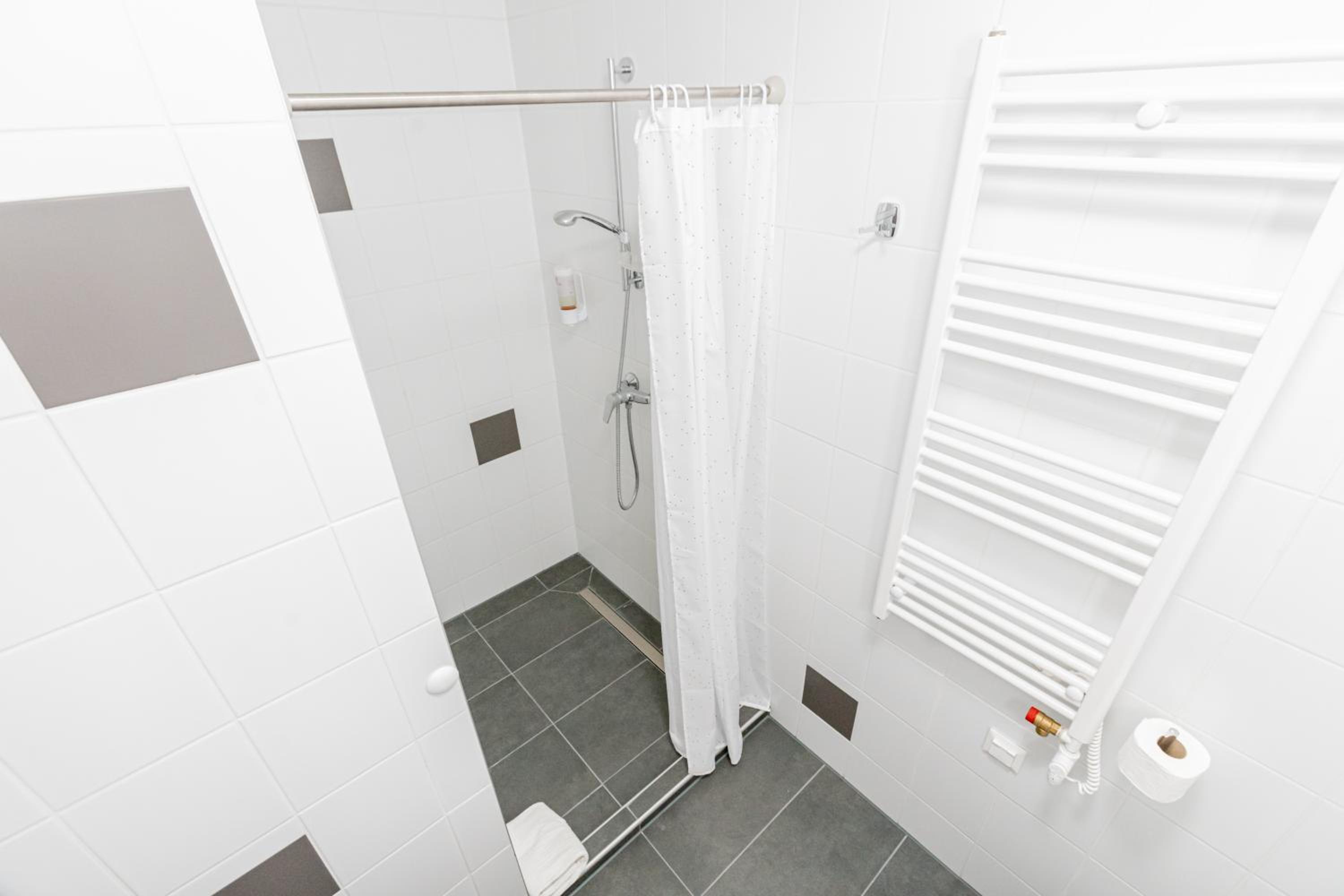 Triple Room with Private Bathroom photo 3