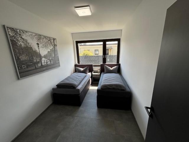 Three-Bedroom House photo 2