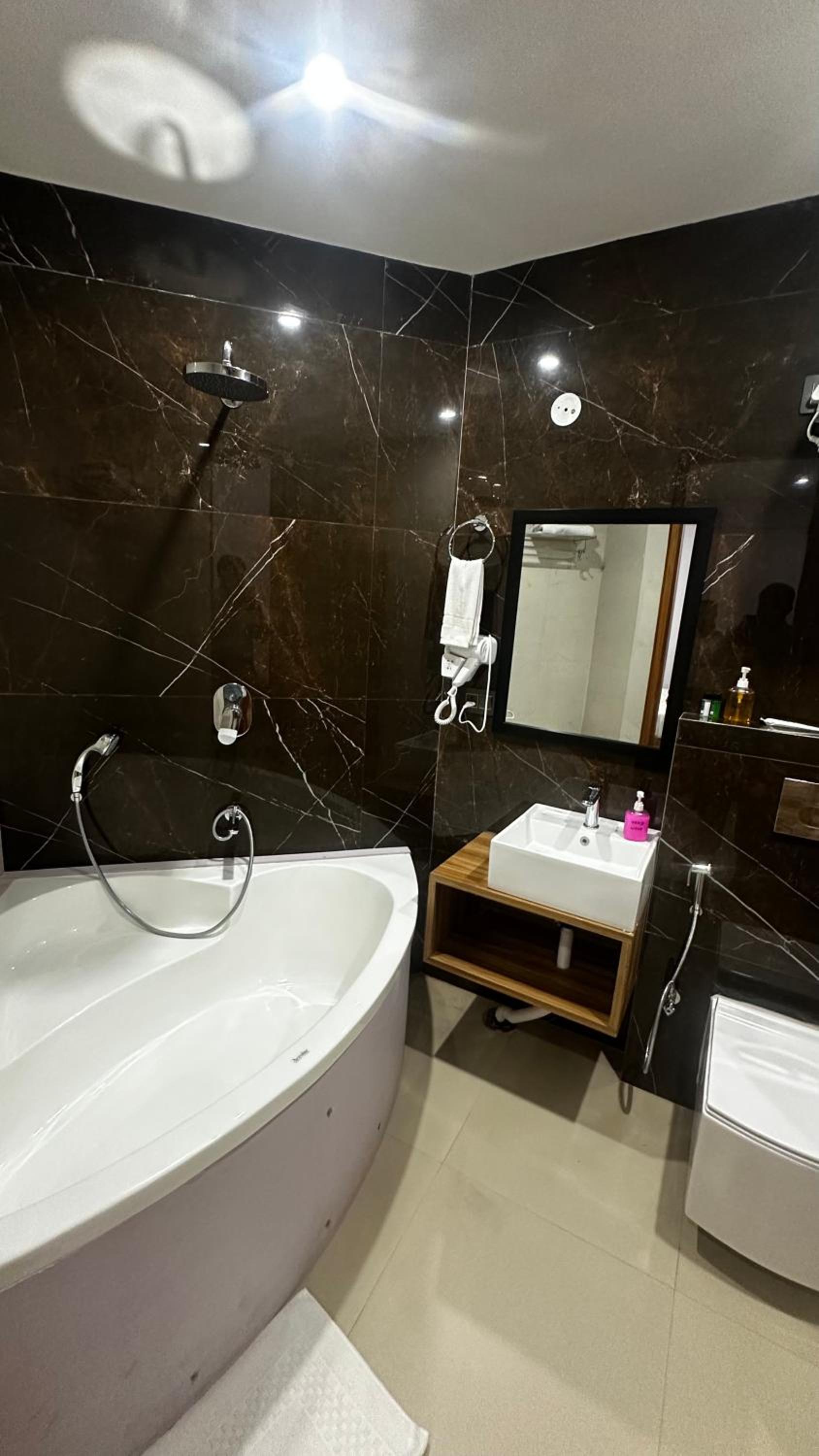Double Room With Balcony photo 2