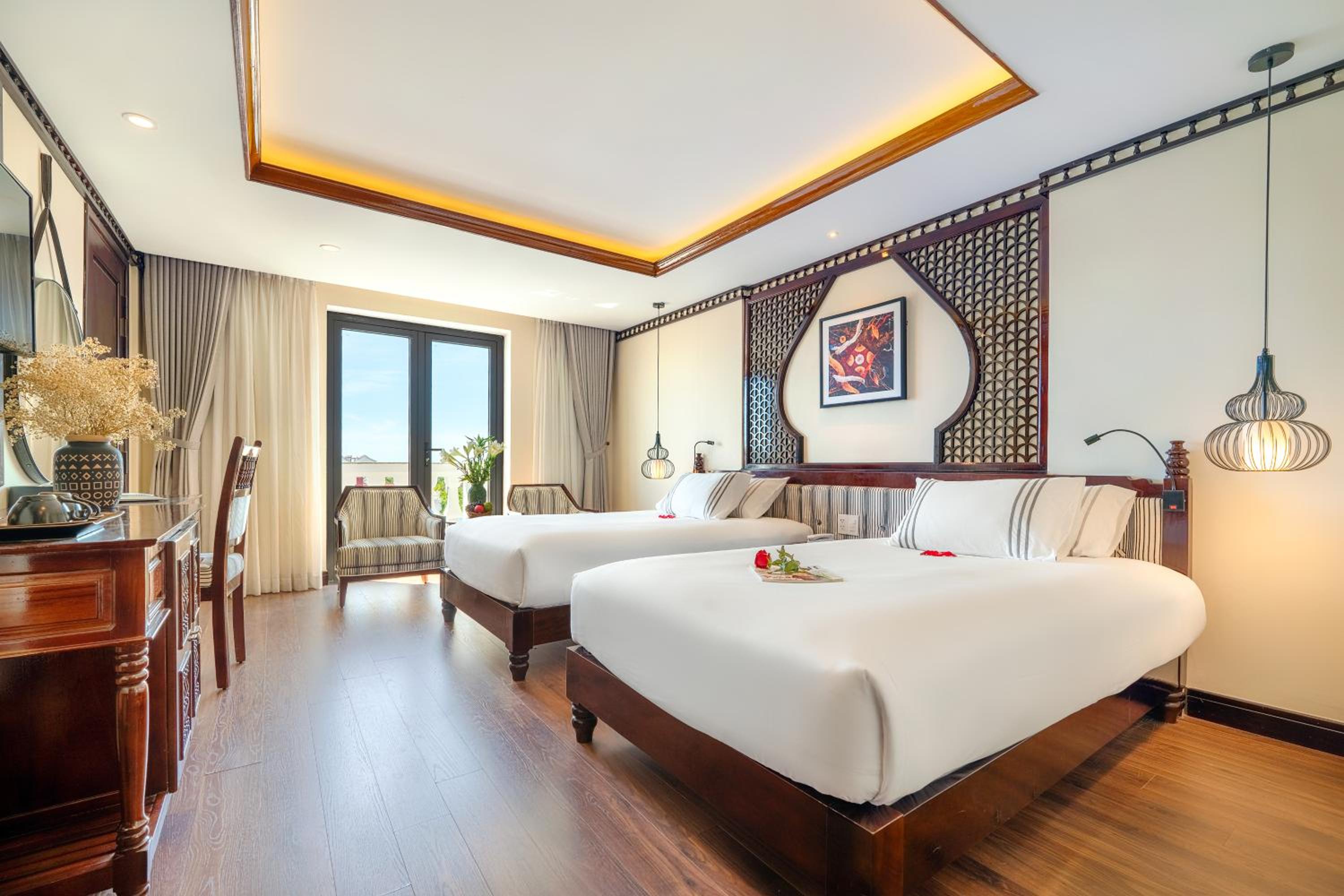Deluxe Double or Twin Room with Balcony