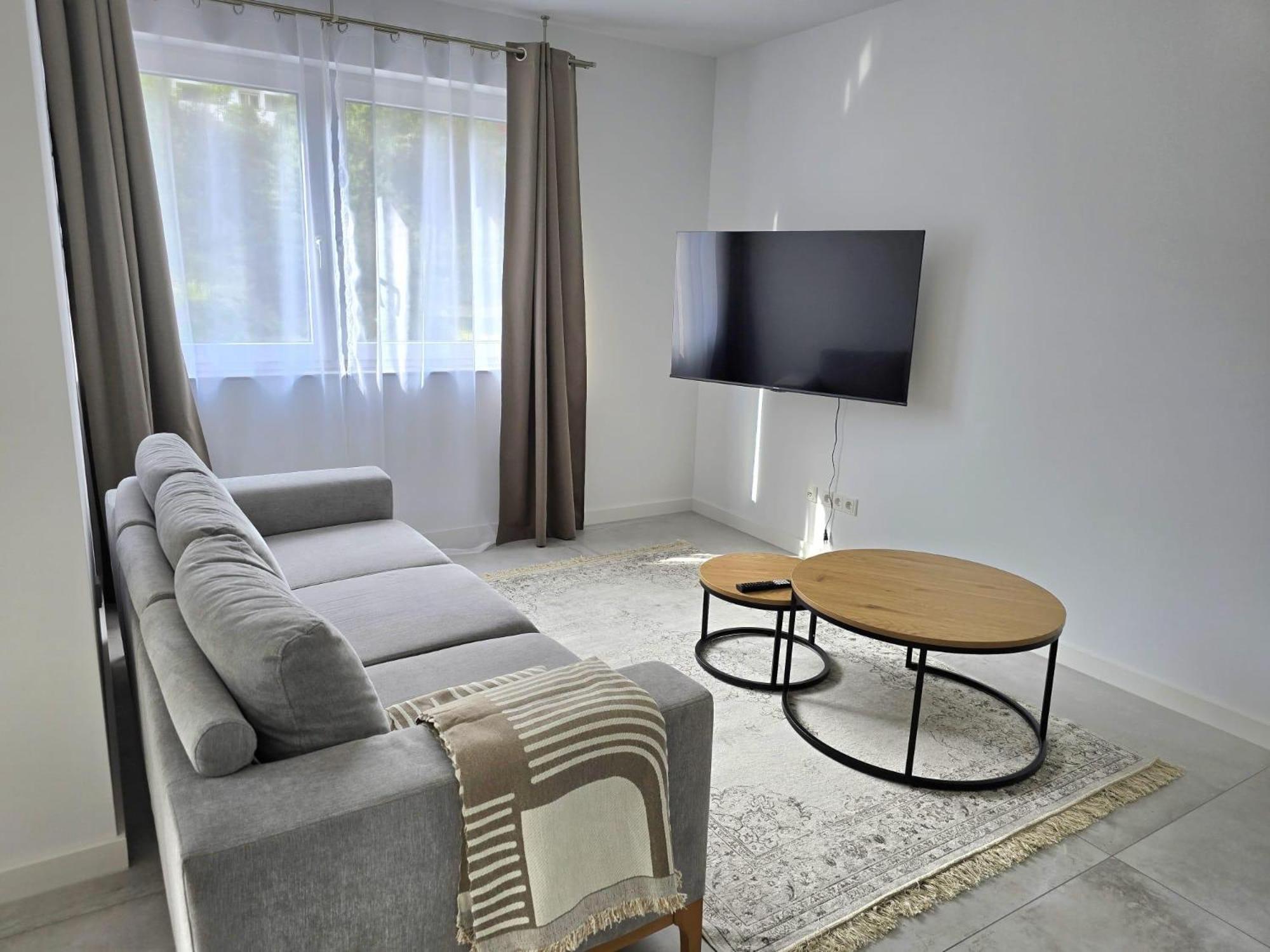 Two-Bedroom Apartment with Shower photo 1