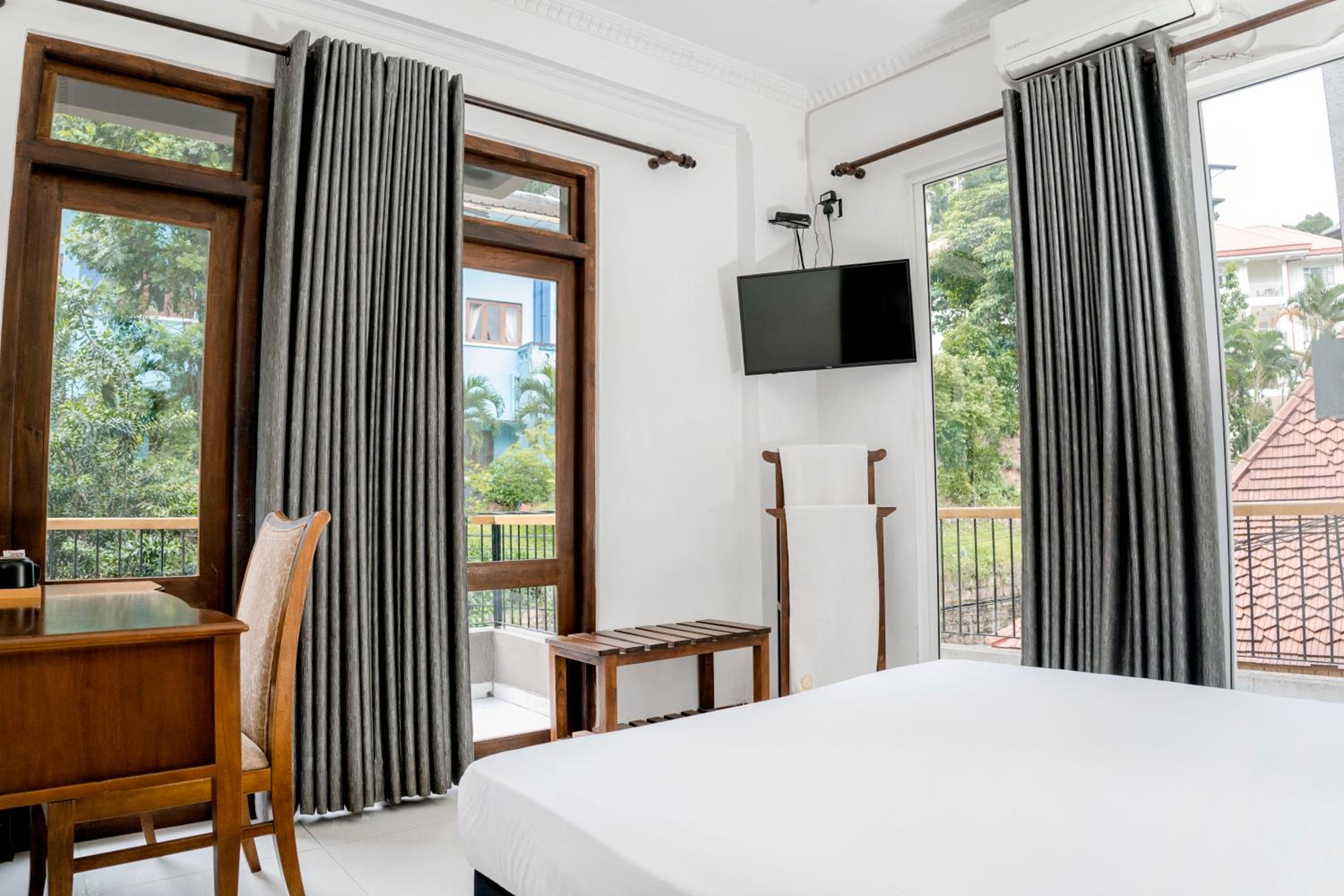 Triple Room with Balcony