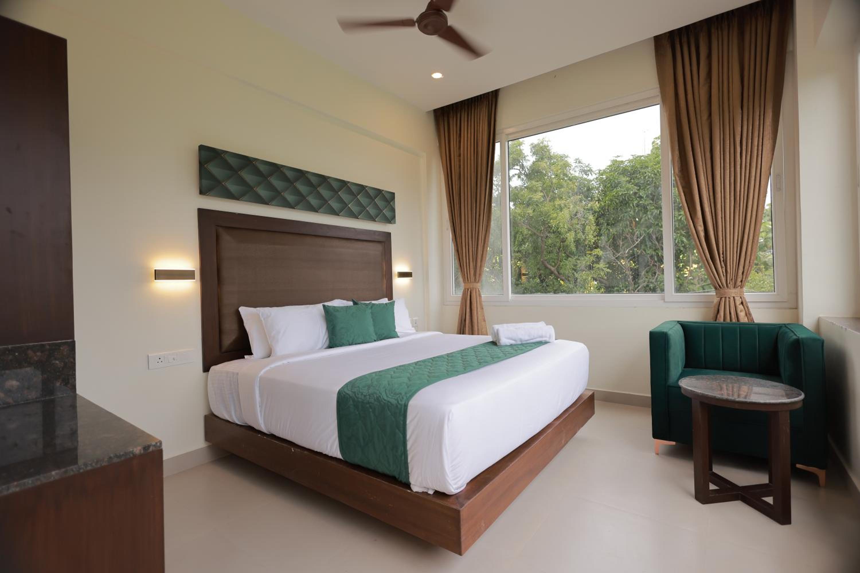 Superior Double Room photo 2