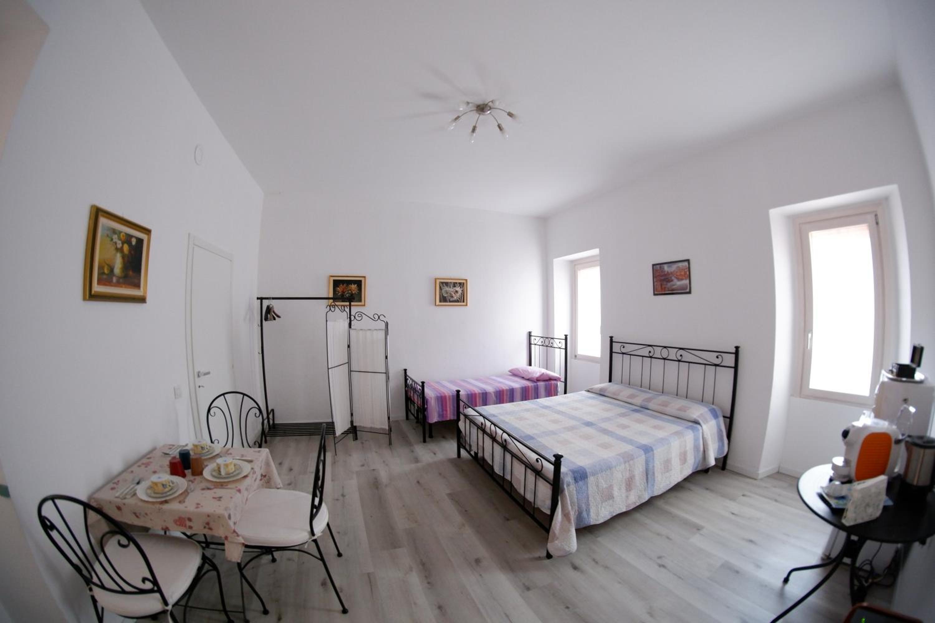 Triple Room with Private Bathroom