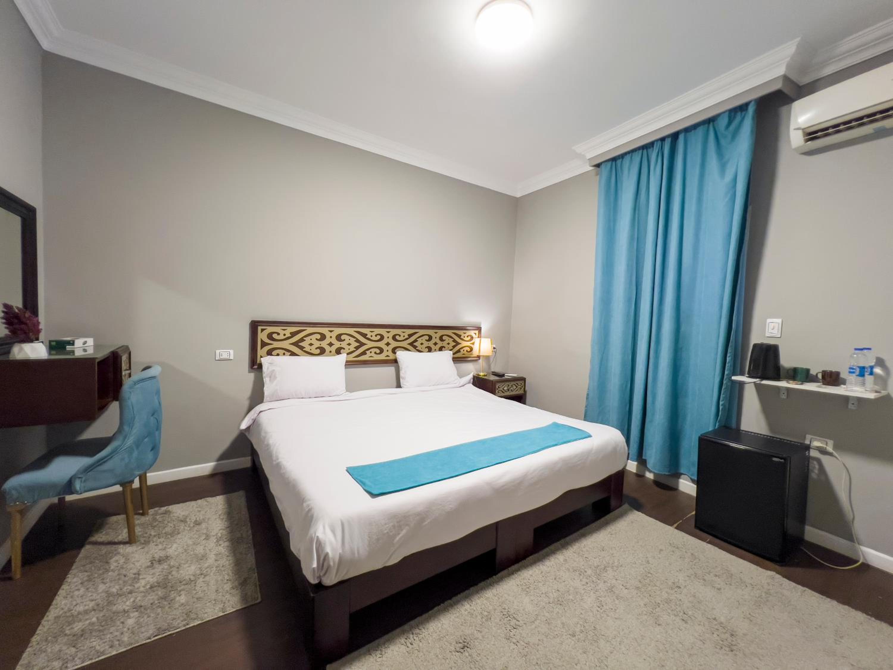 Economy Double Room photo 2
