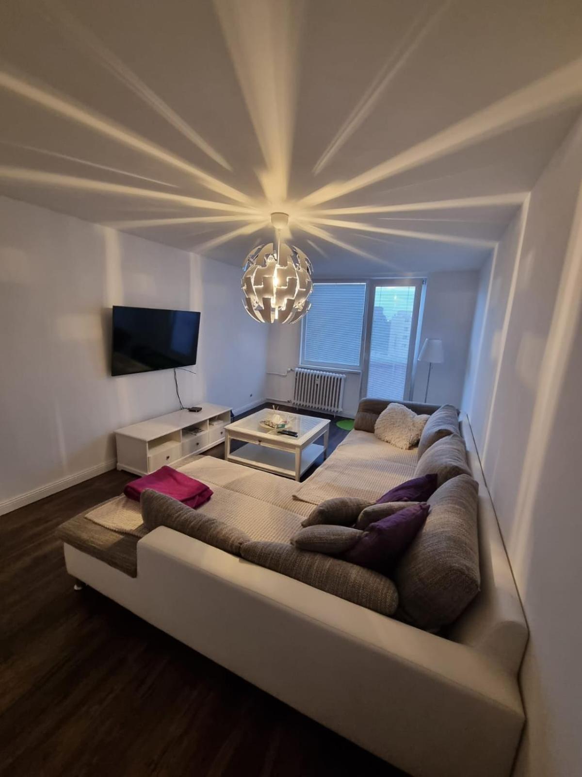 One-Bedroom Apartment photo 1