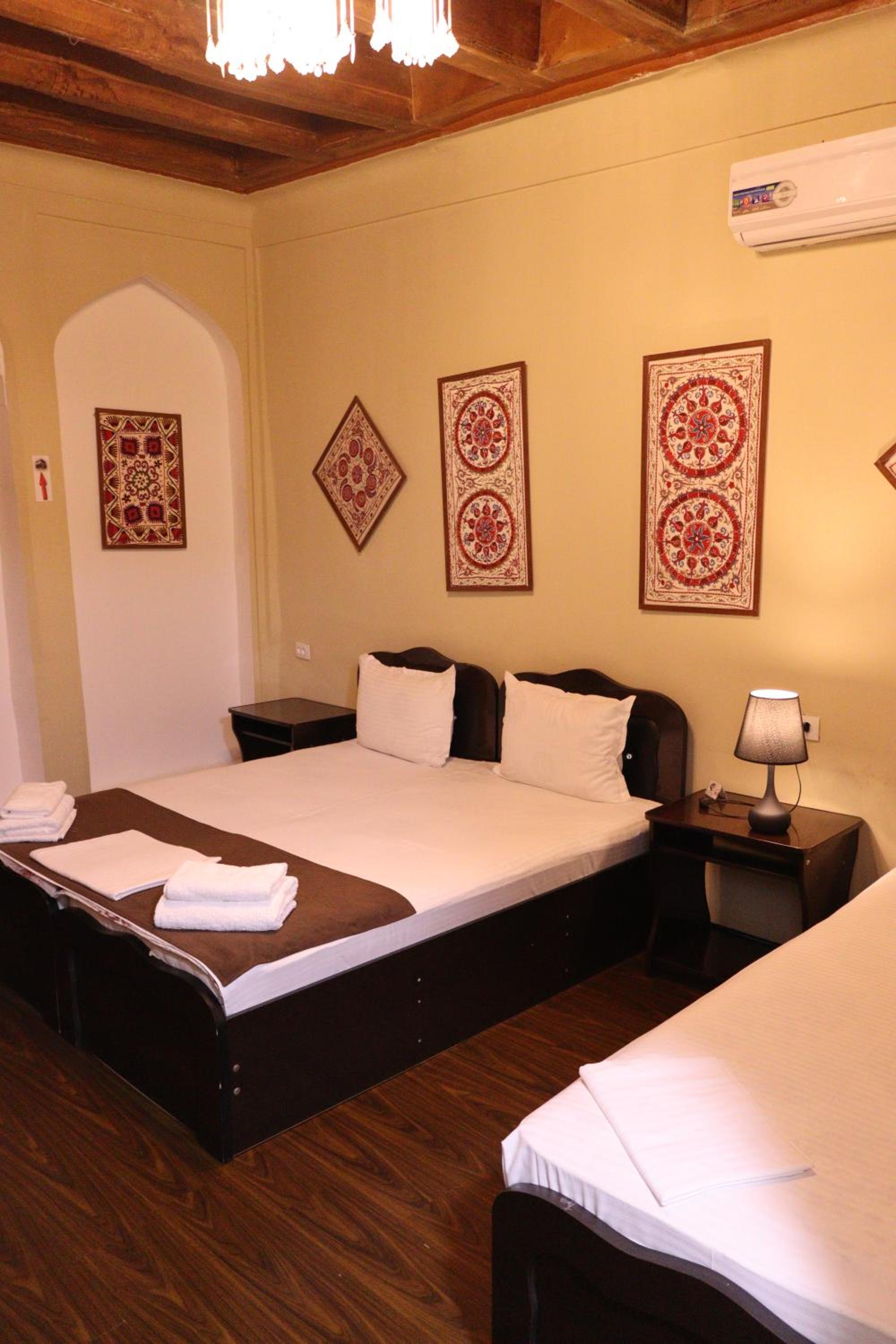 Comfort Triple Room with Shower photo 3