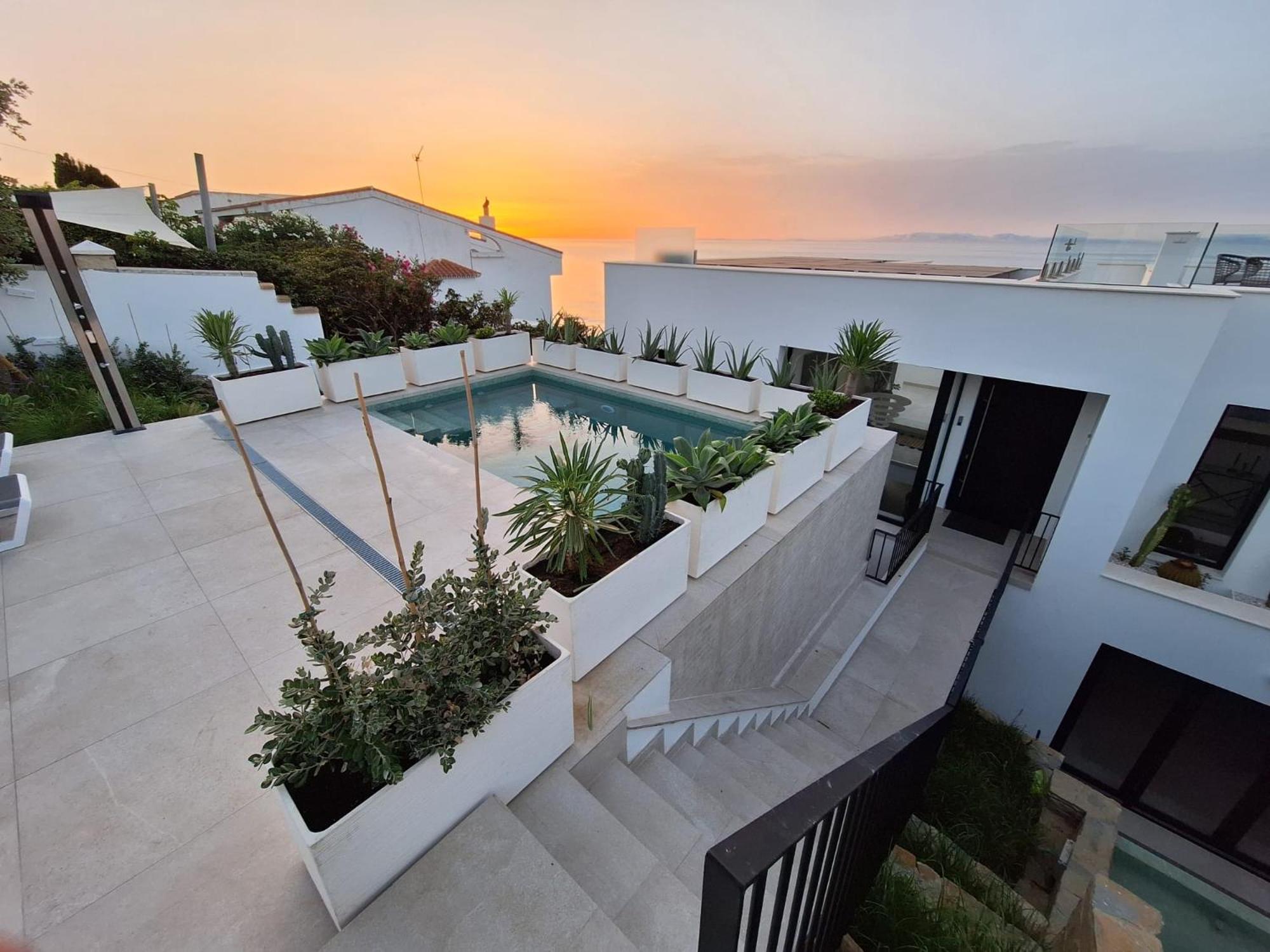 Villa photo 2