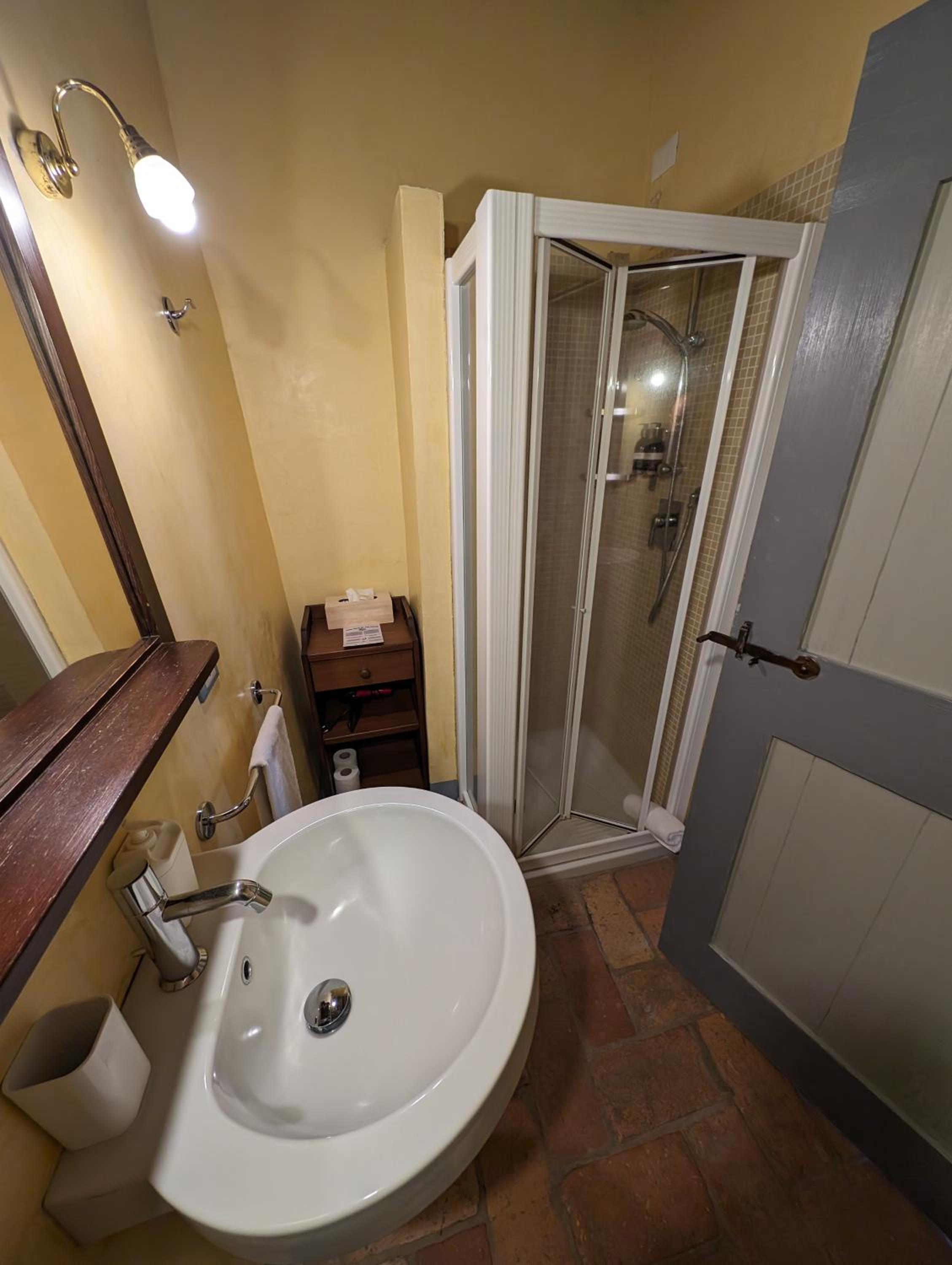 Deluxe Junior Suite photo 3