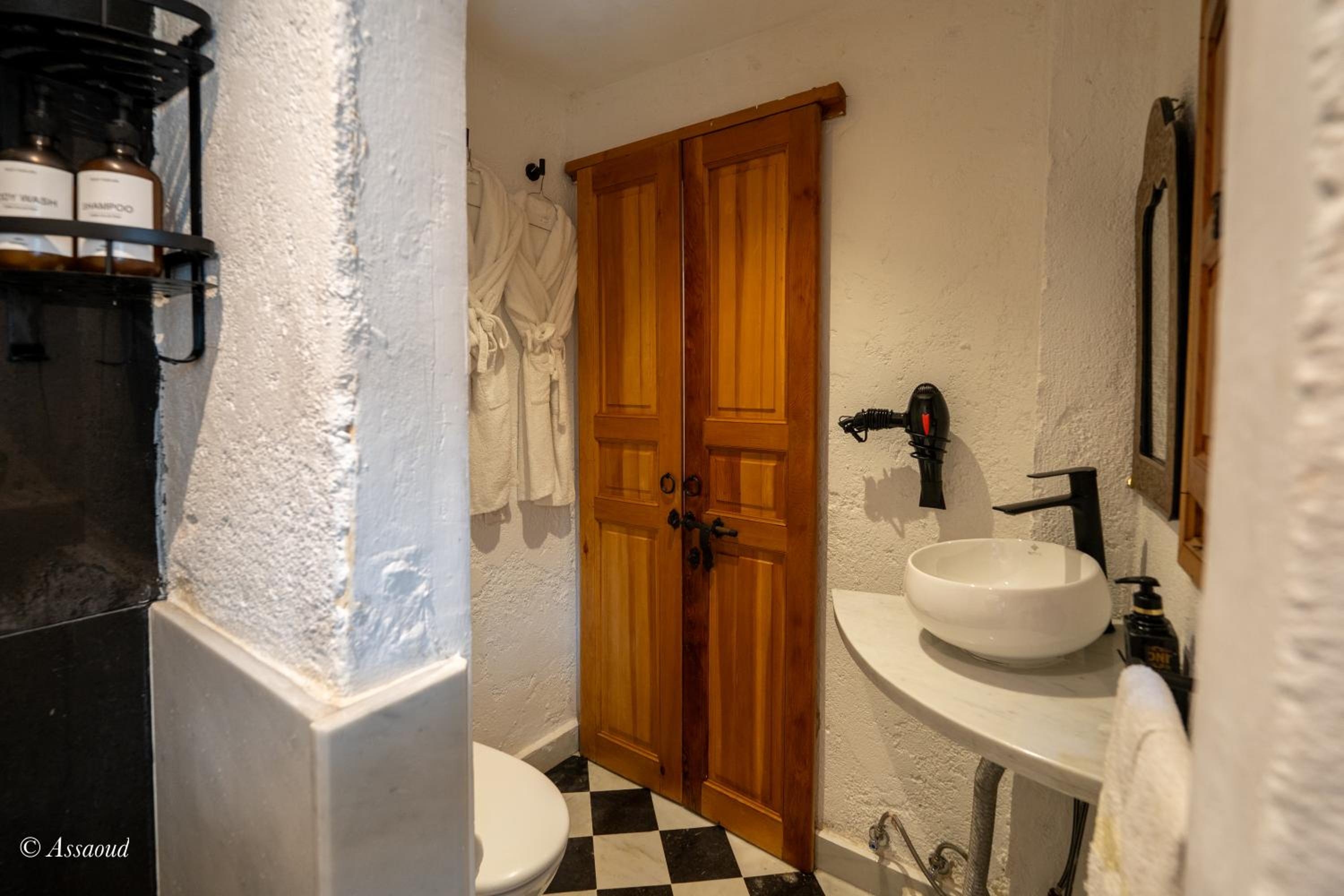 Deluxe Double Room photo 3