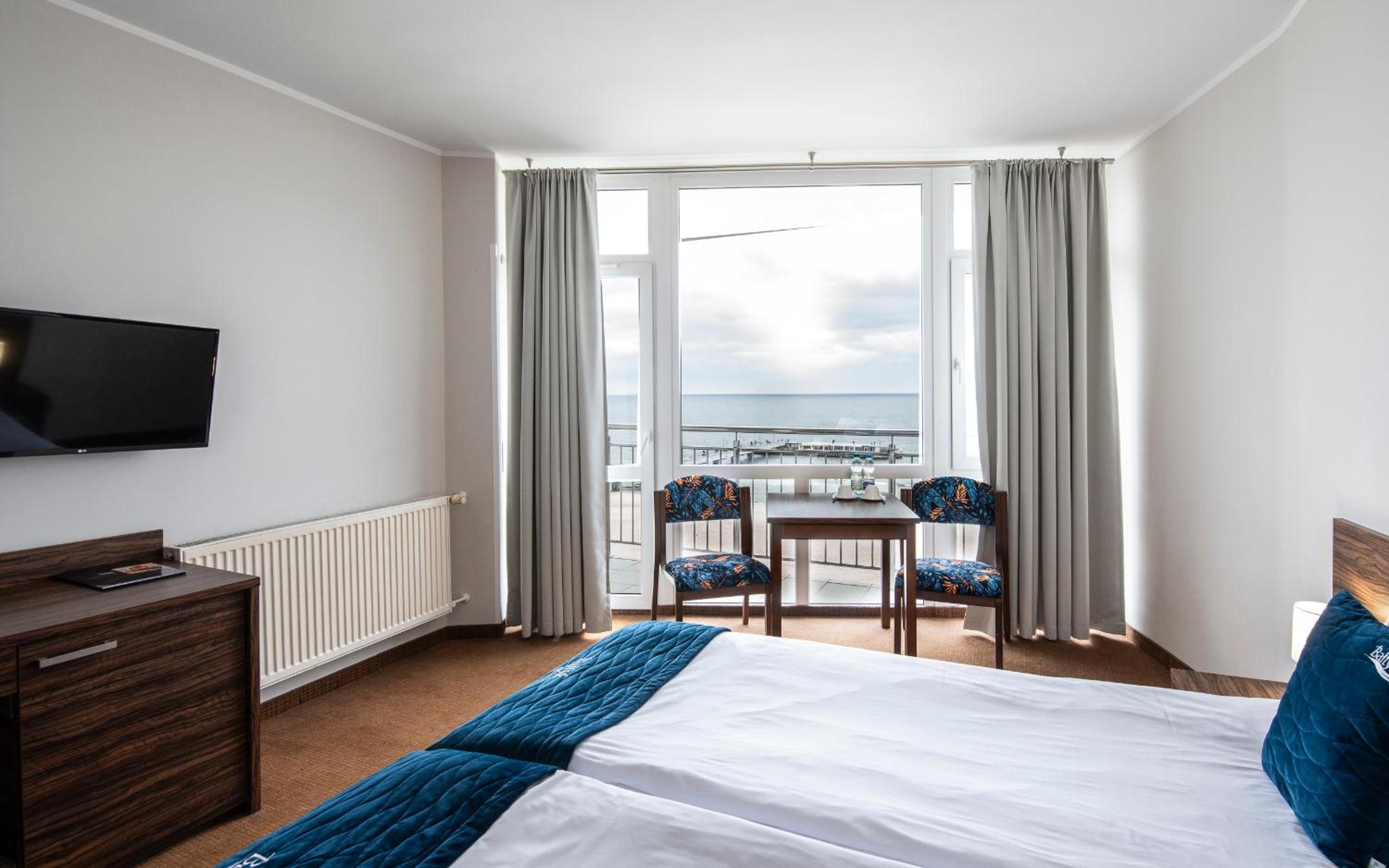 2 pp COMFORT SEA with balcony