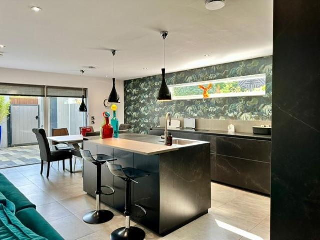 Four-Bedroom Vacation Home photo 2