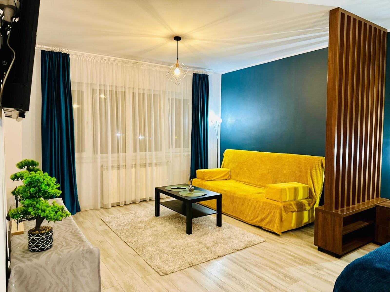 One-Bedroom Apartment photo 1