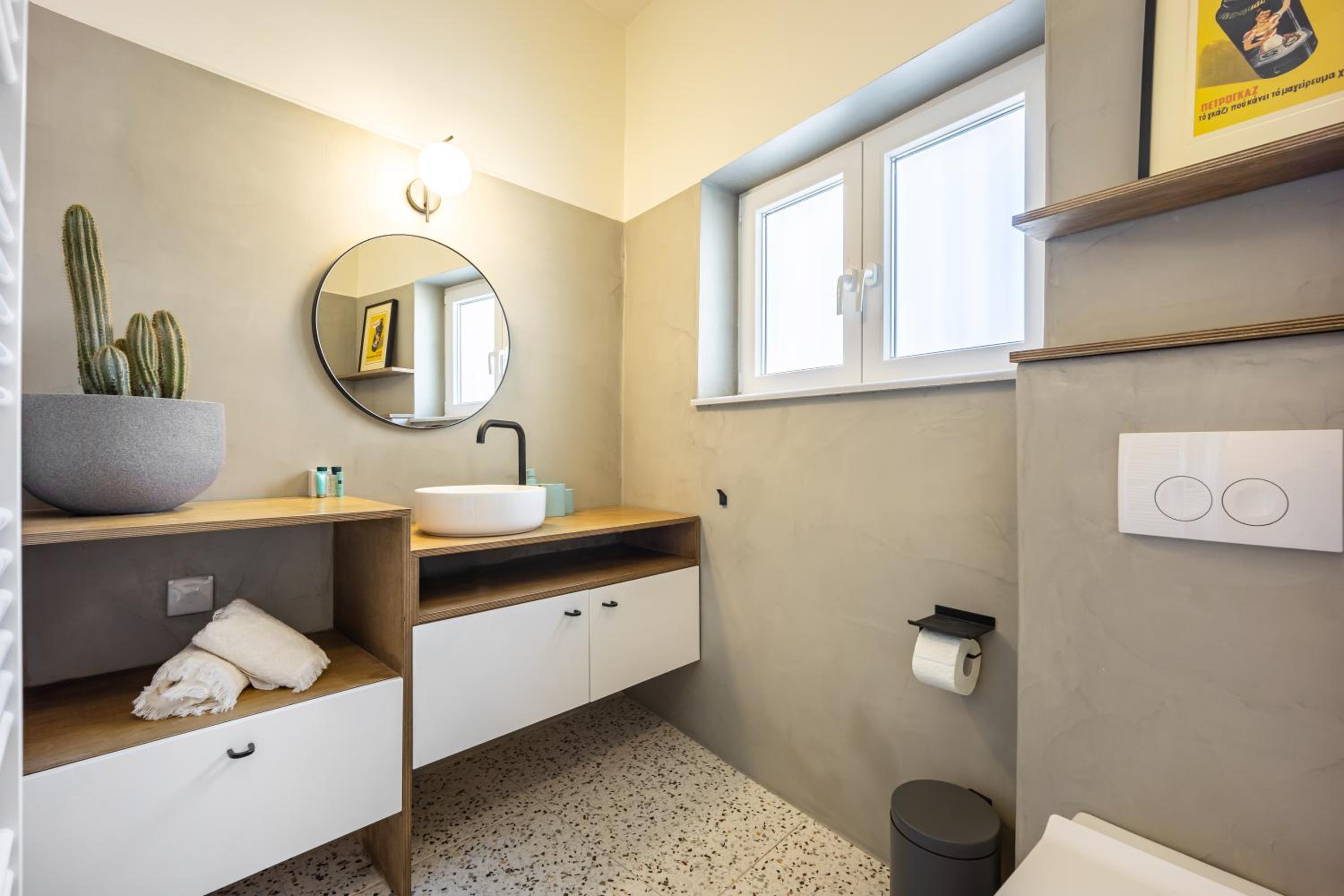 Studio Apartment photo 3
