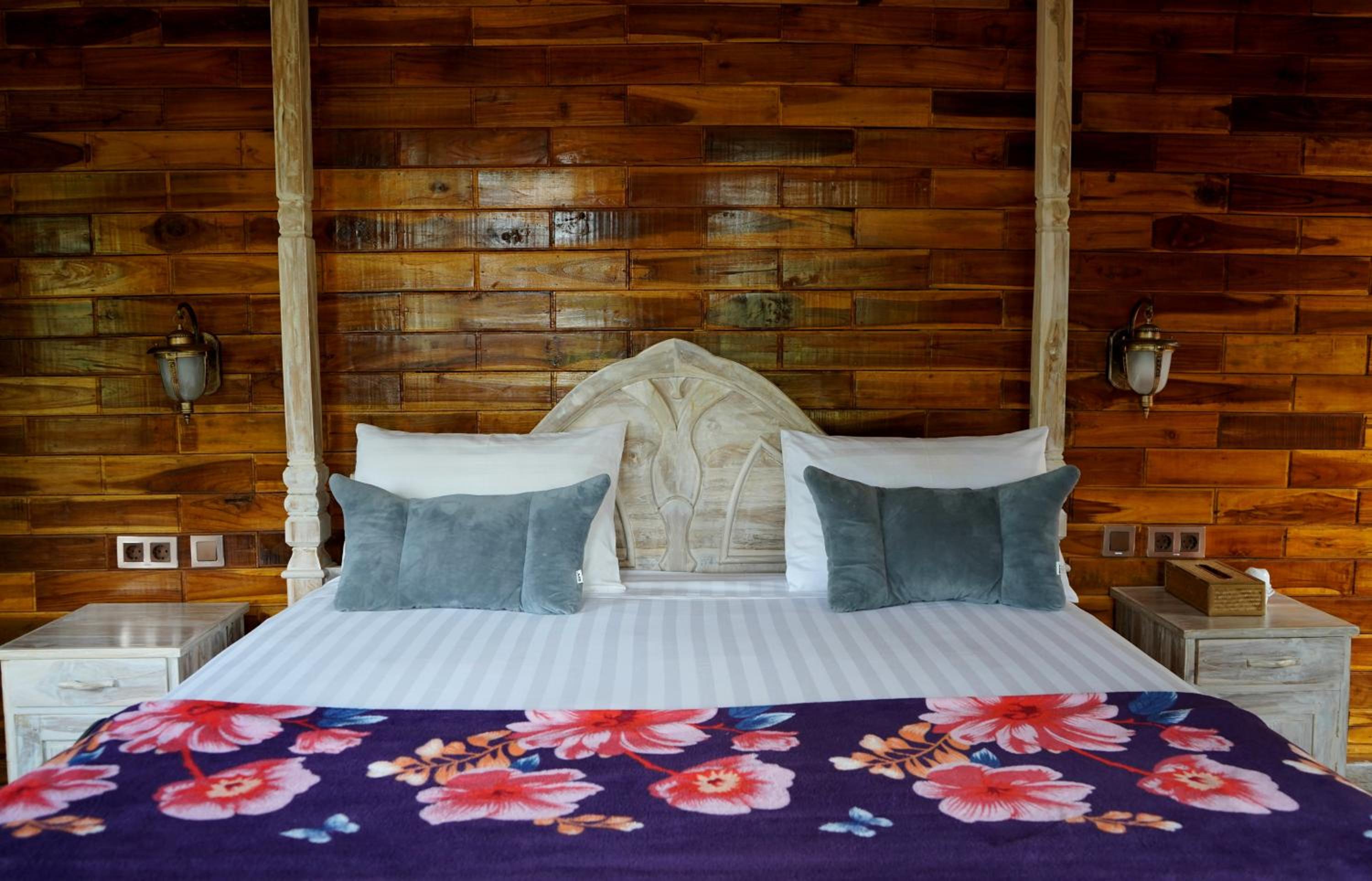 Standard King Room - Photo 3