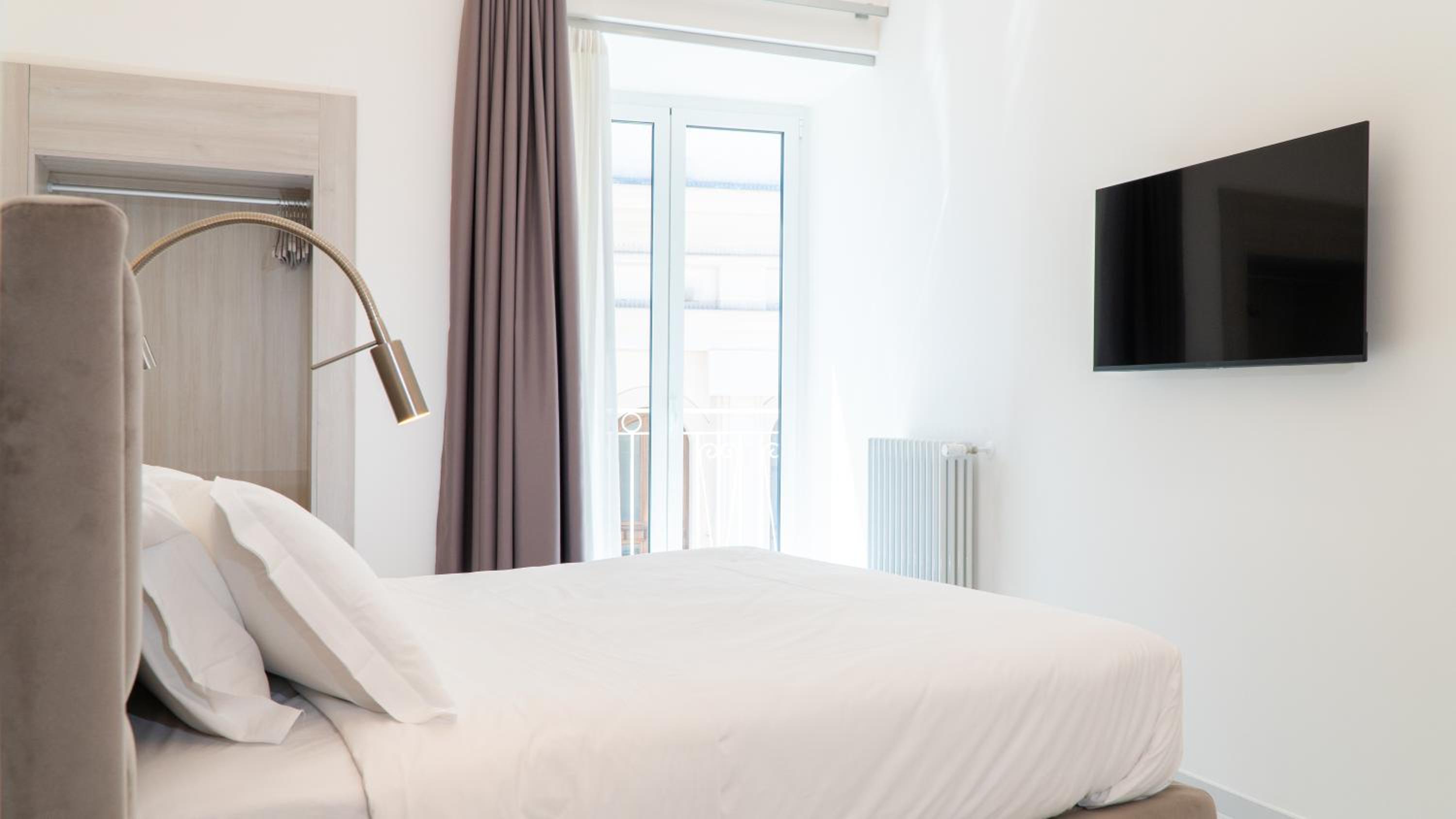 Double or Twin Room with Private Bathroom photo 1