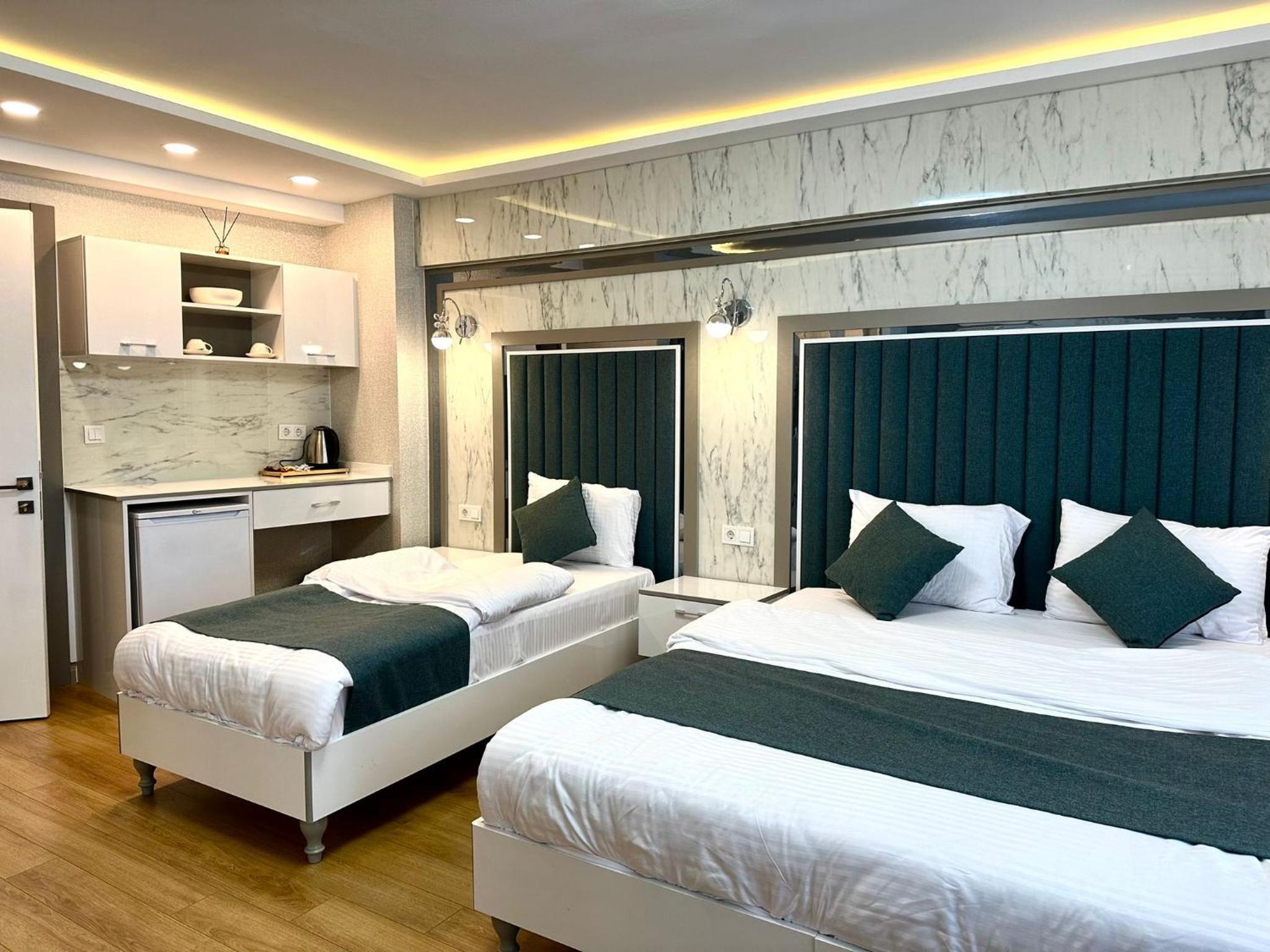 Triple Room photo 2