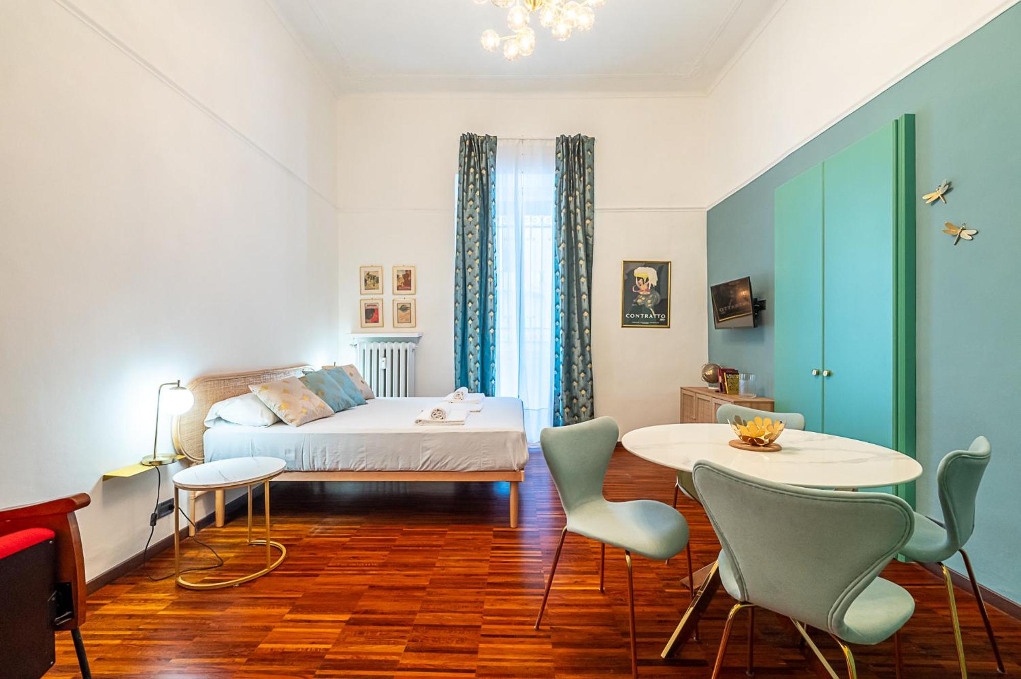 Studio Apartment with King Bed