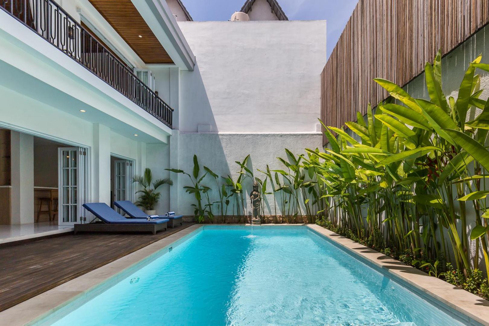 Three-Bedroom Villa photo 3
