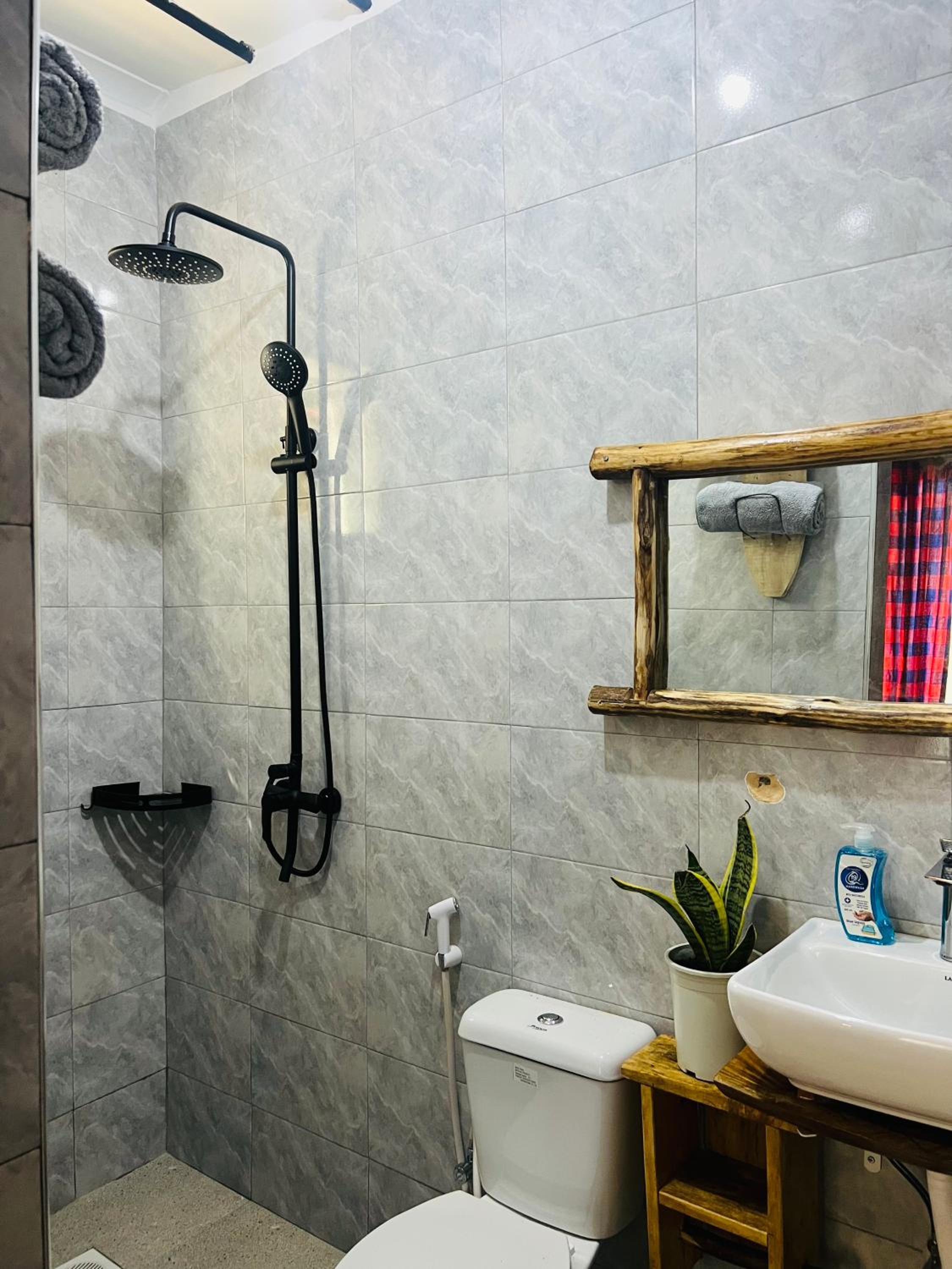 Budget Double or Twin Room photo 3