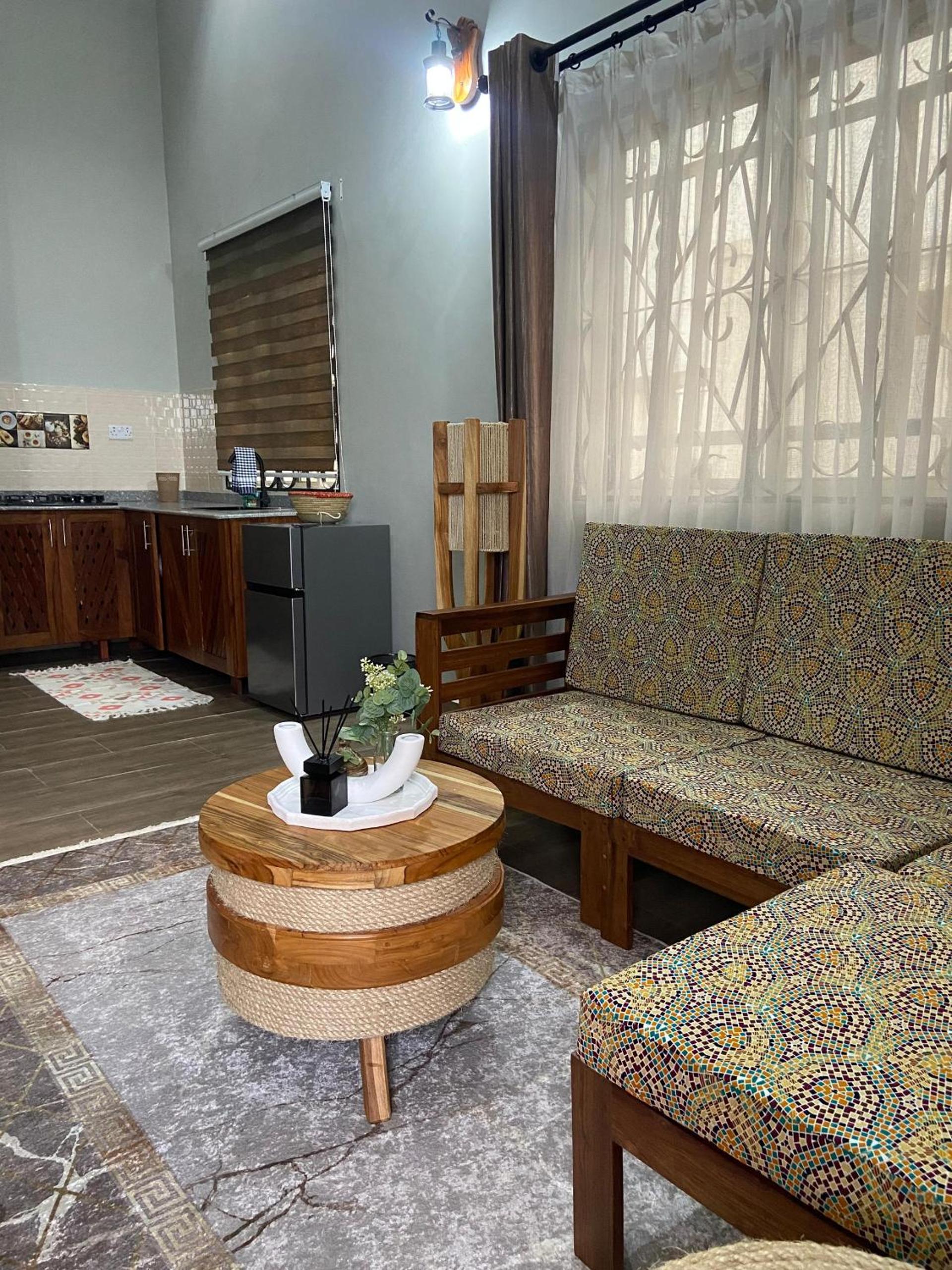 Apartment With Garden View photo 2
