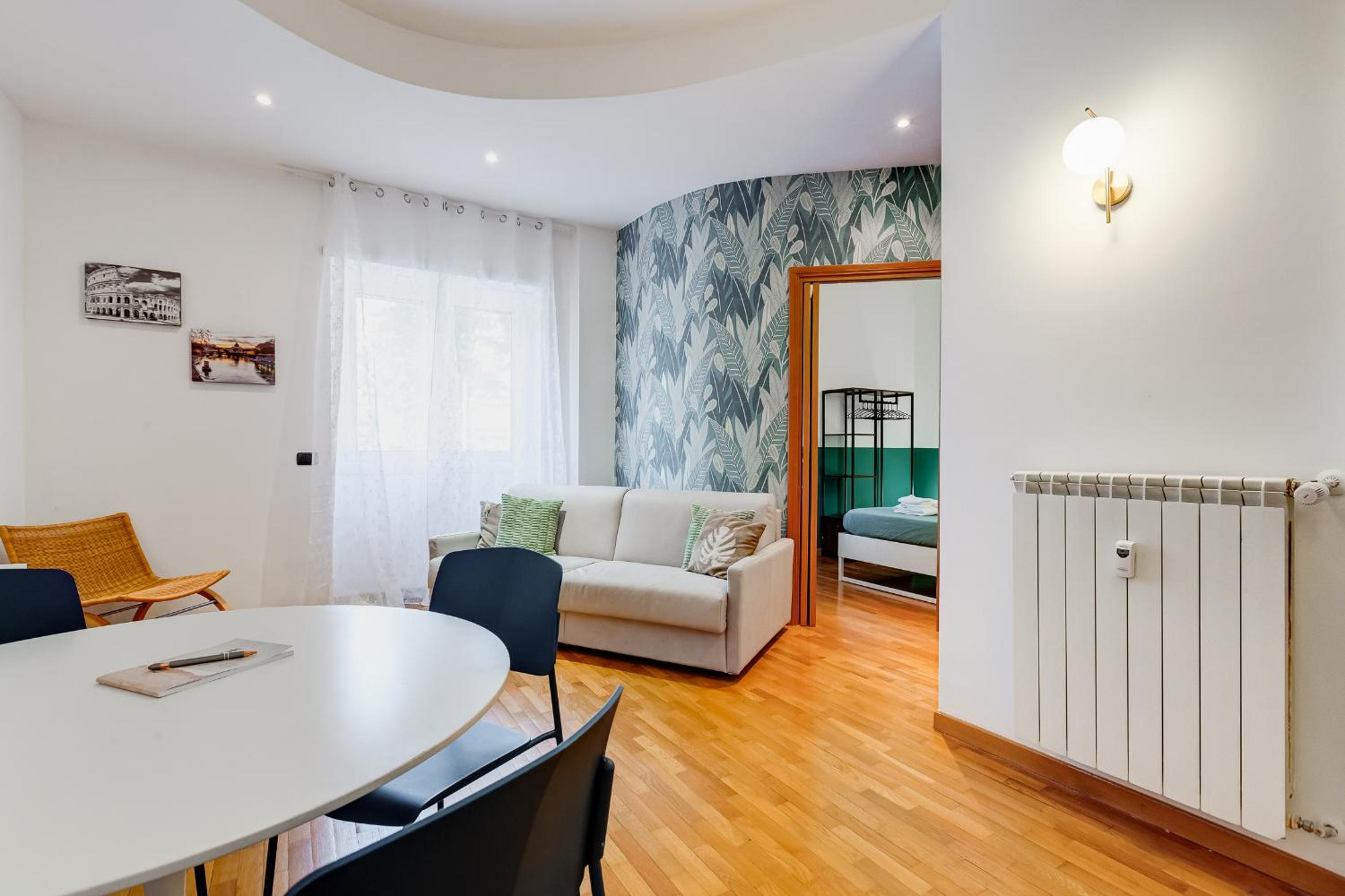 One-Bedroom Apartment