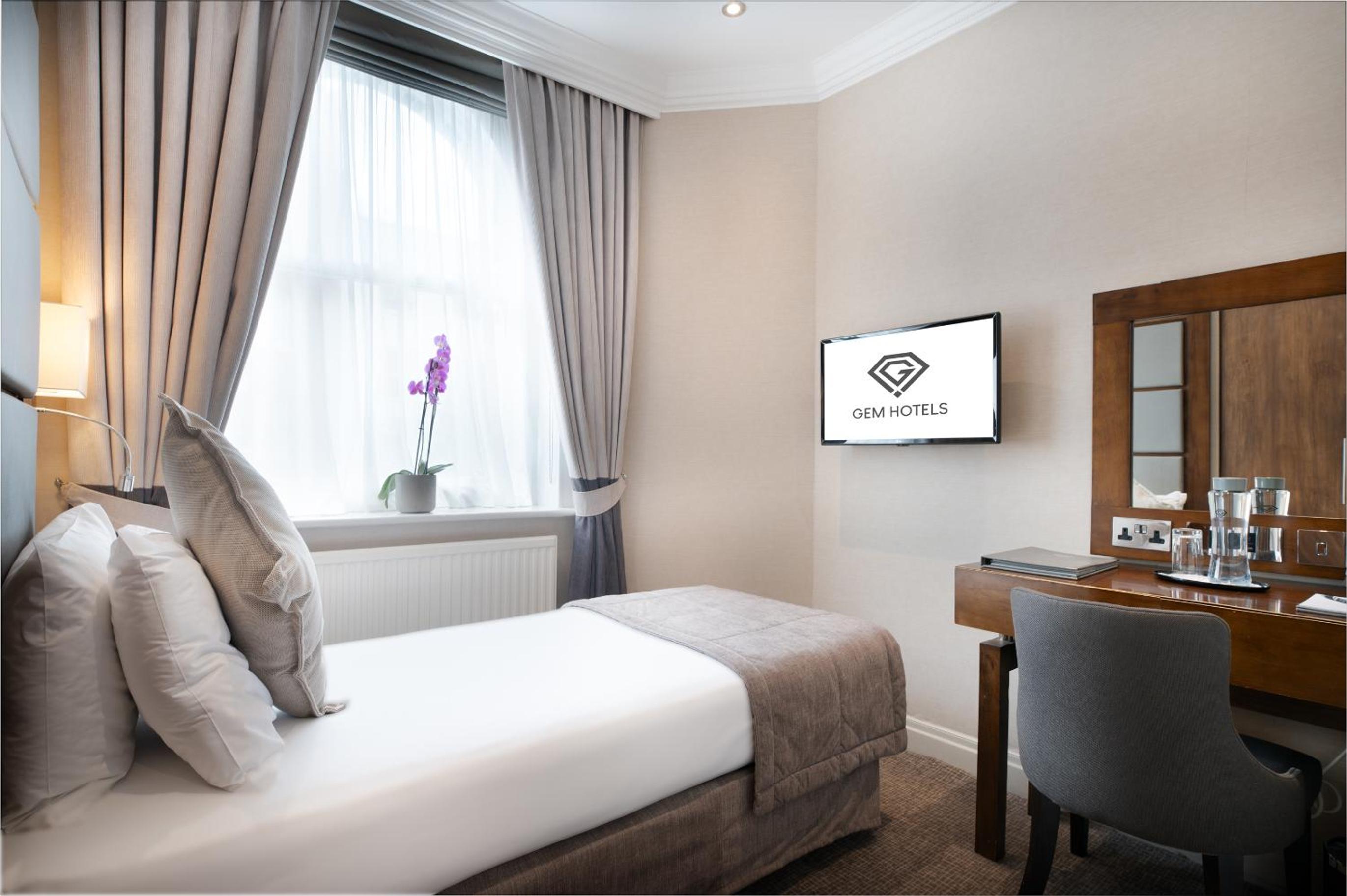 Single Room photo 3