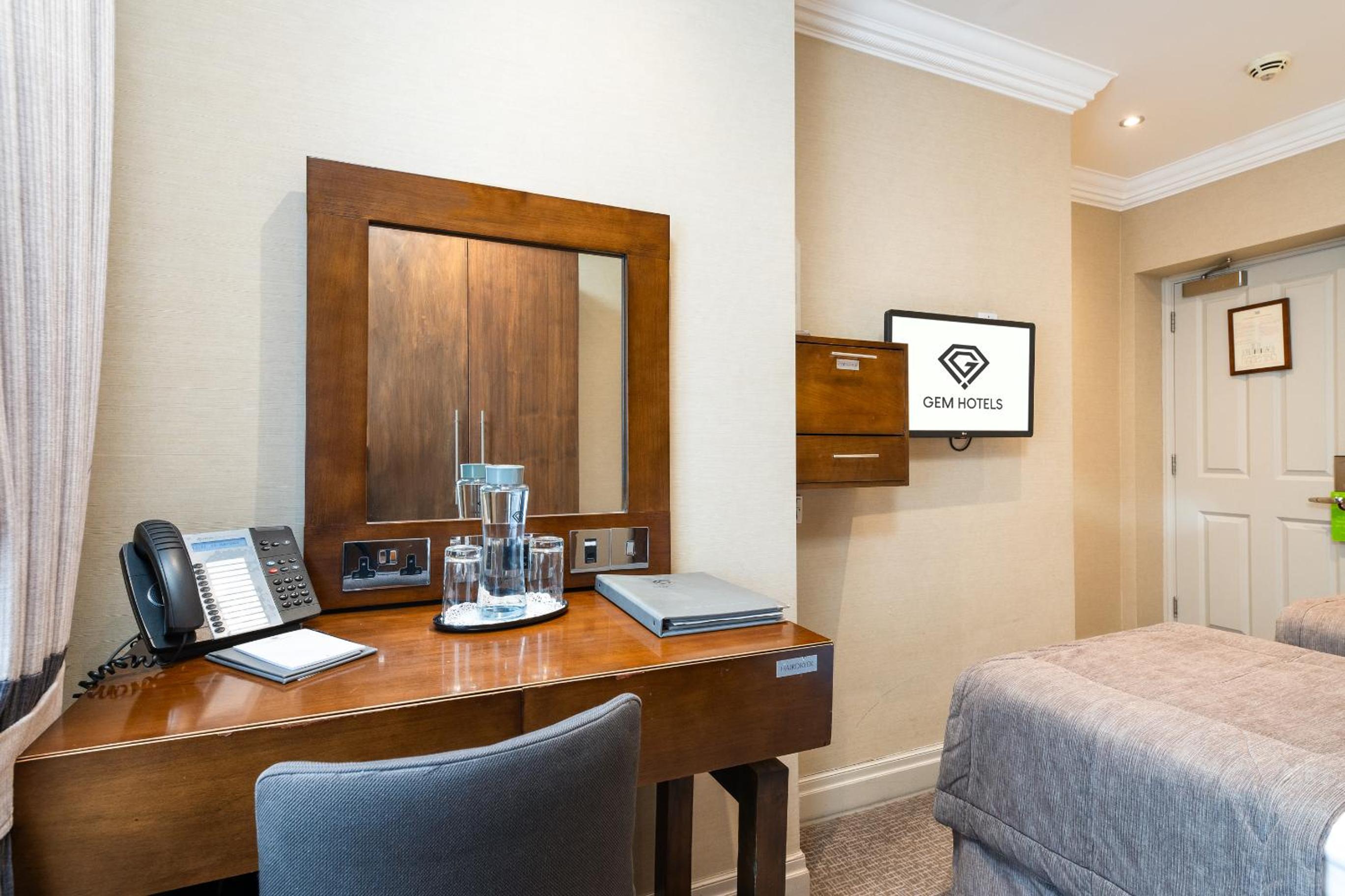 Twin Room photo 2