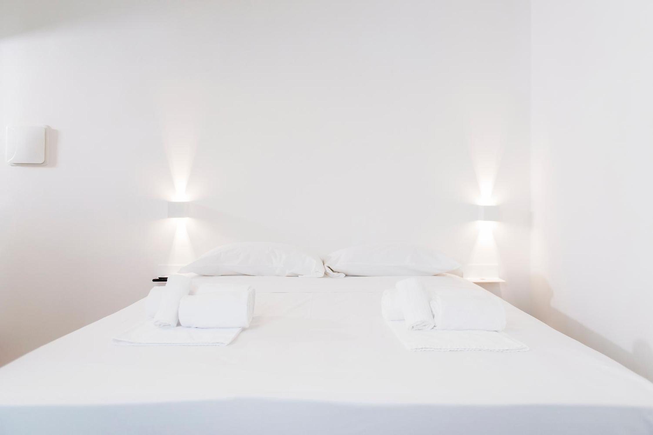 Deluxe Suite with Spa Bath