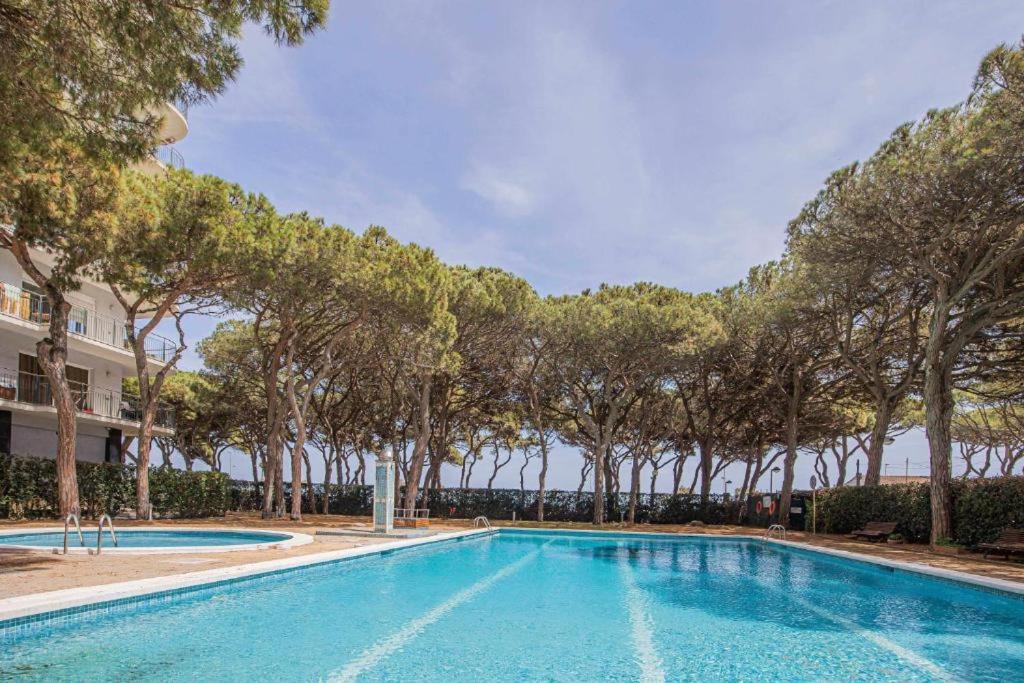 Three-Bedroom Apartment with Sea View photo 3