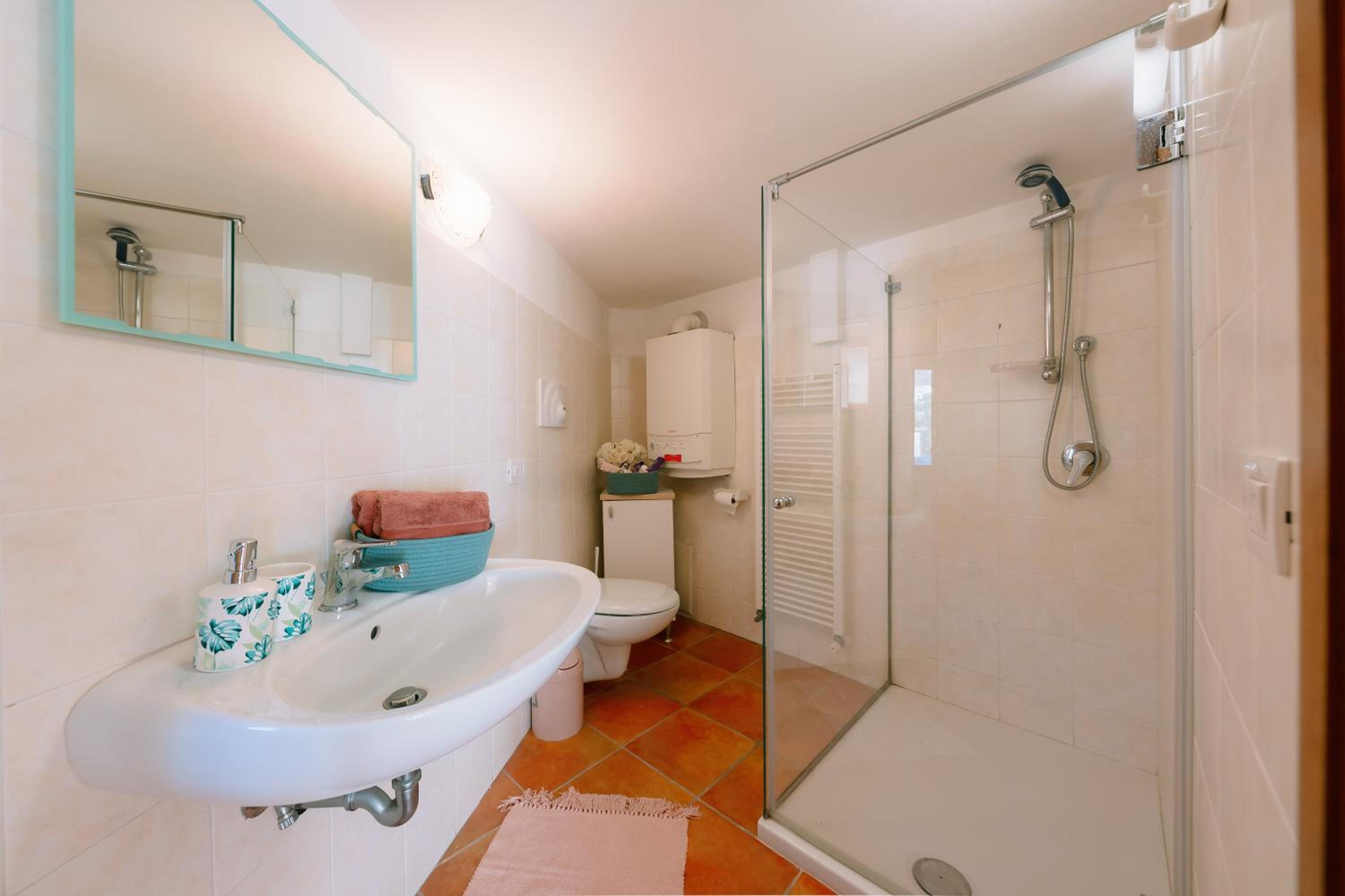 Two-Bedroom House photo 2