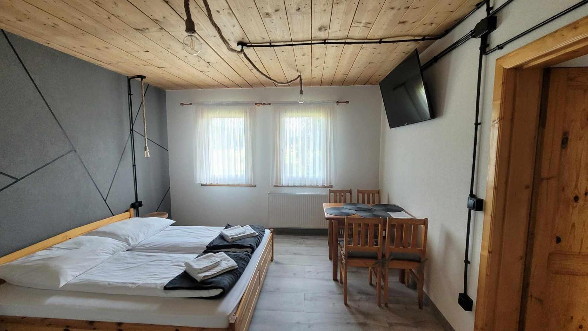 Two-Bedroom Apartment with Mountain View photo 1