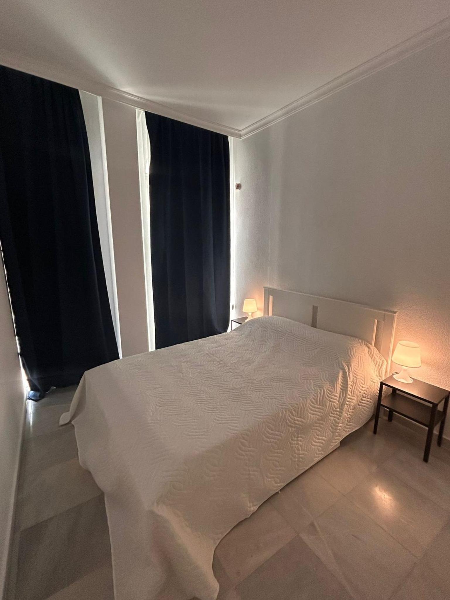 Habitación Estándar con Cama Queen