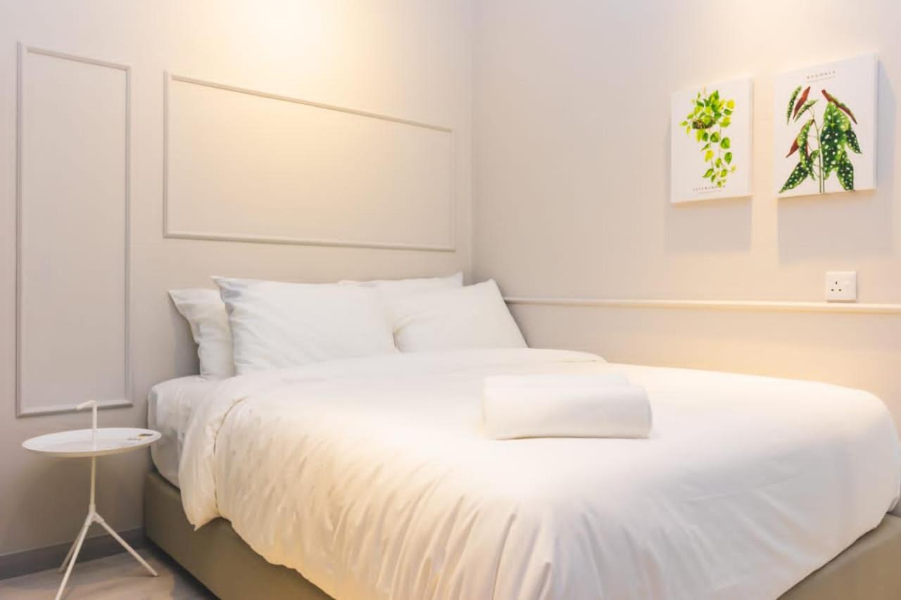 Two-Bedroom Apartment - Photo 9