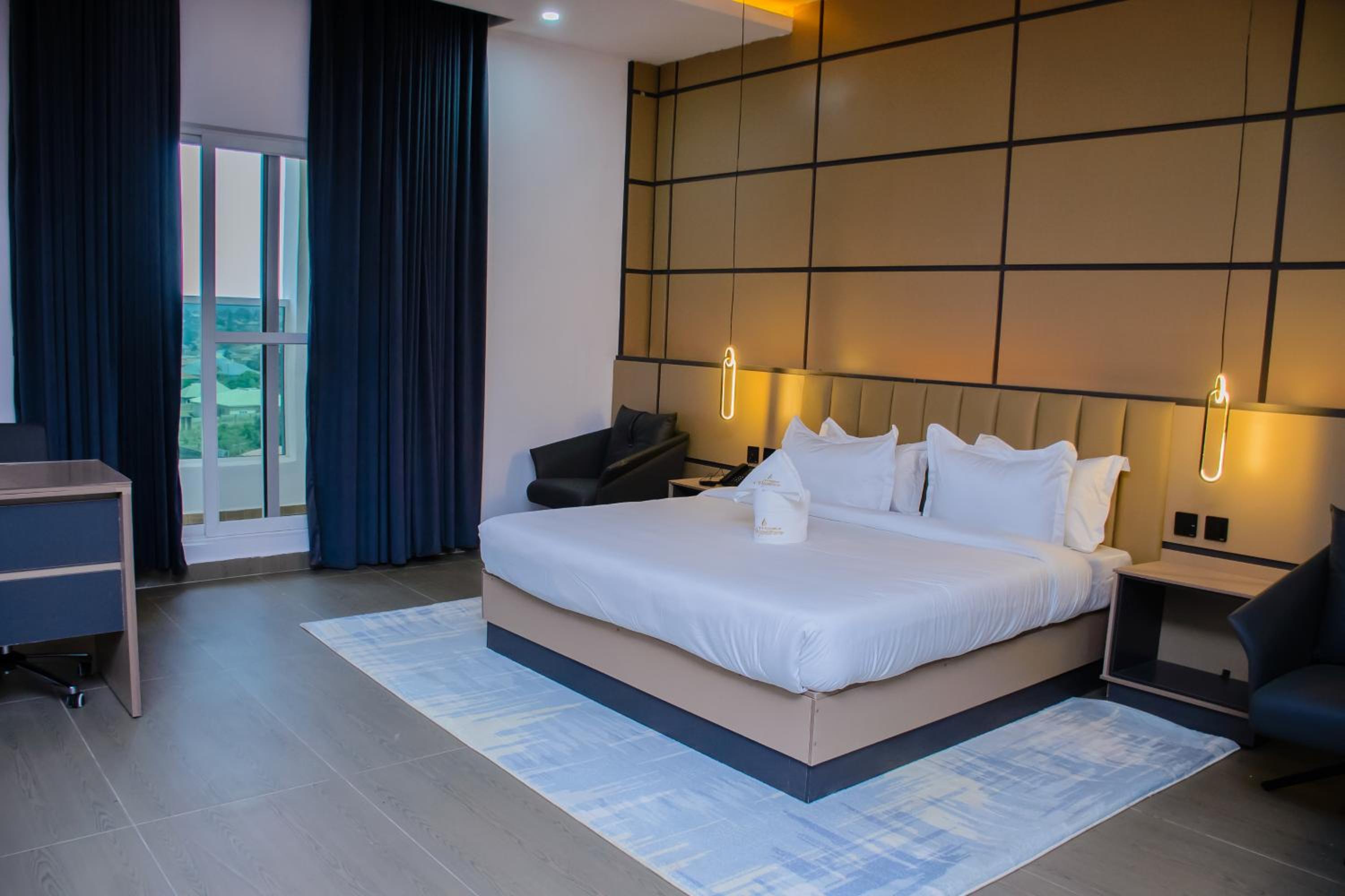 Single Room photo 2