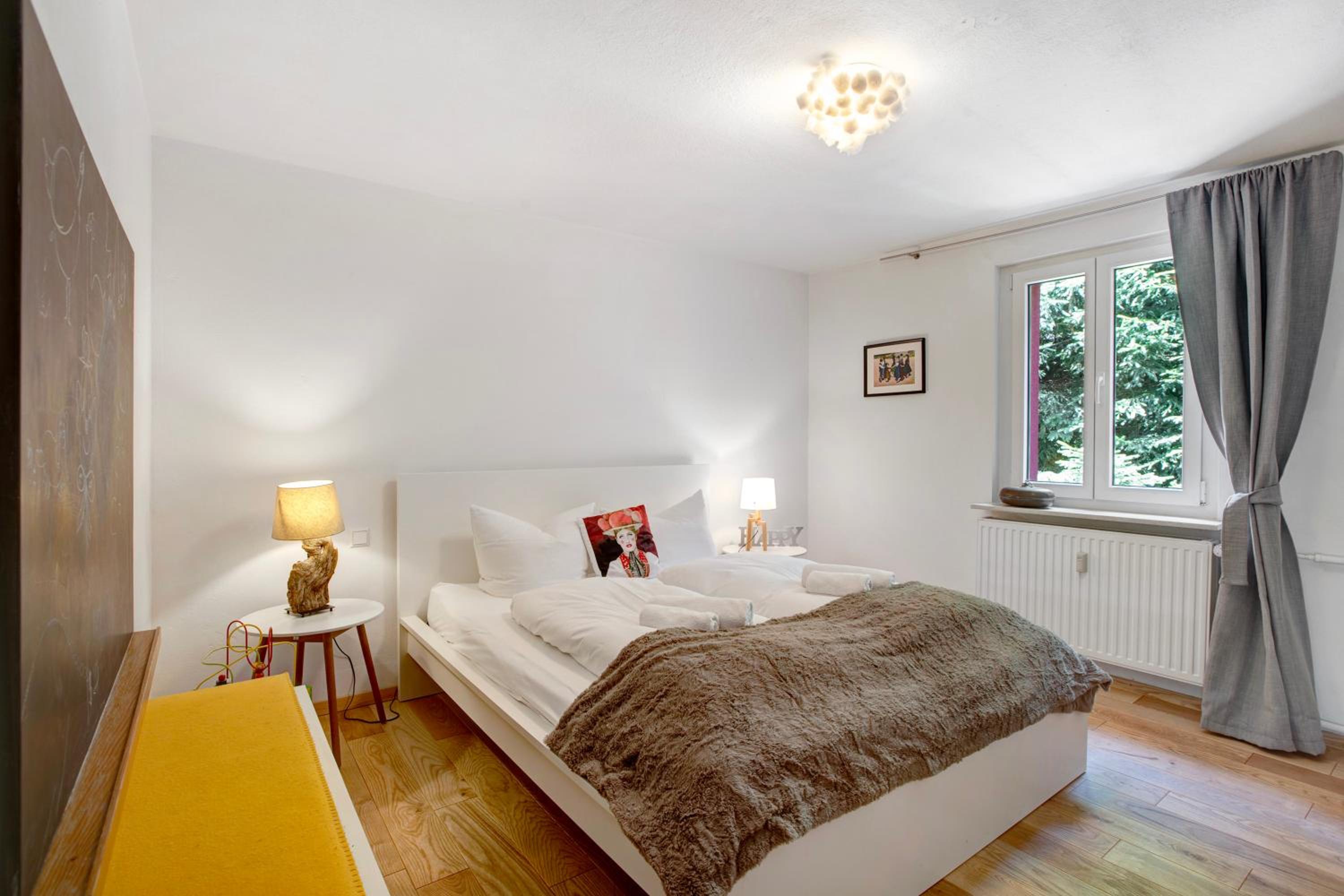 Two-Bedroom Deluxe Apartment with Garden View photo 3