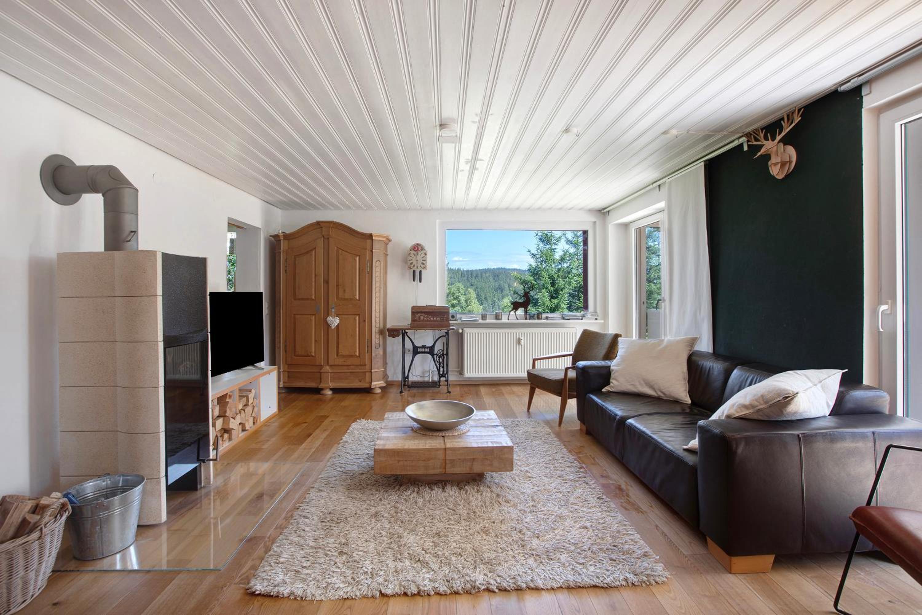 Two-Bedroom Deluxe Apartment with Garden View