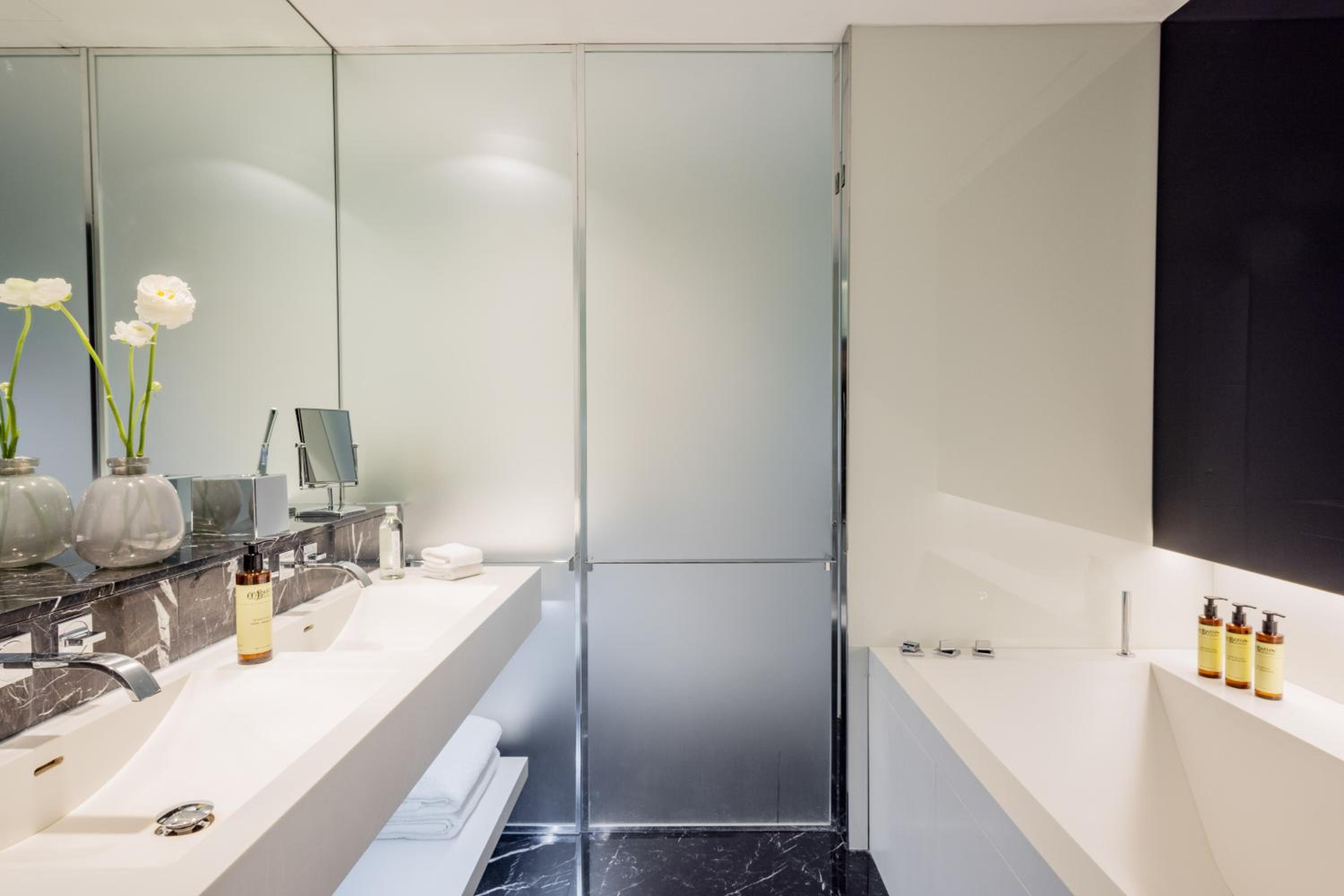 Extra Me Junior Suite (Non Smoking)