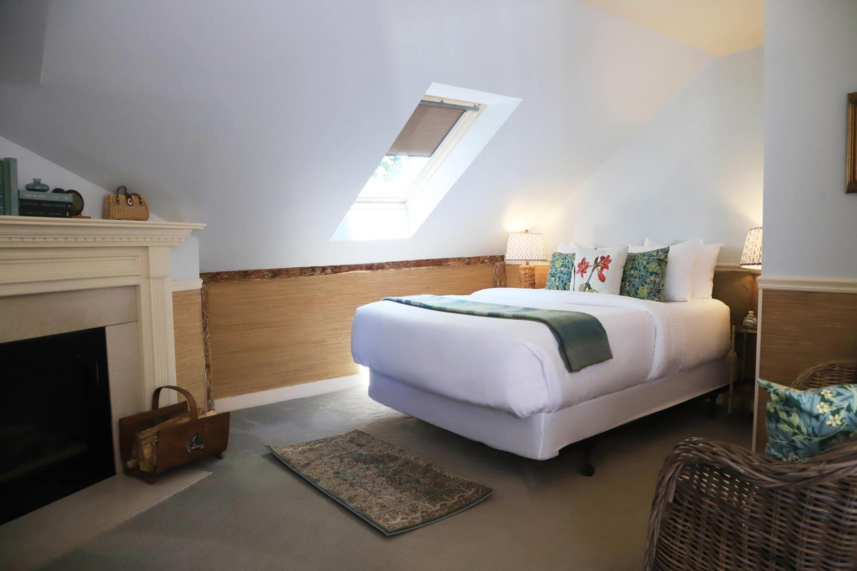 Queen Room - Photo 6