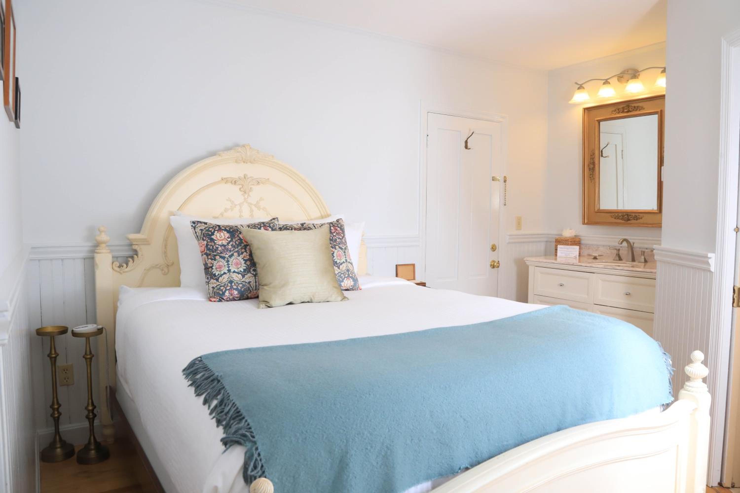 Queen Room - Photo 2