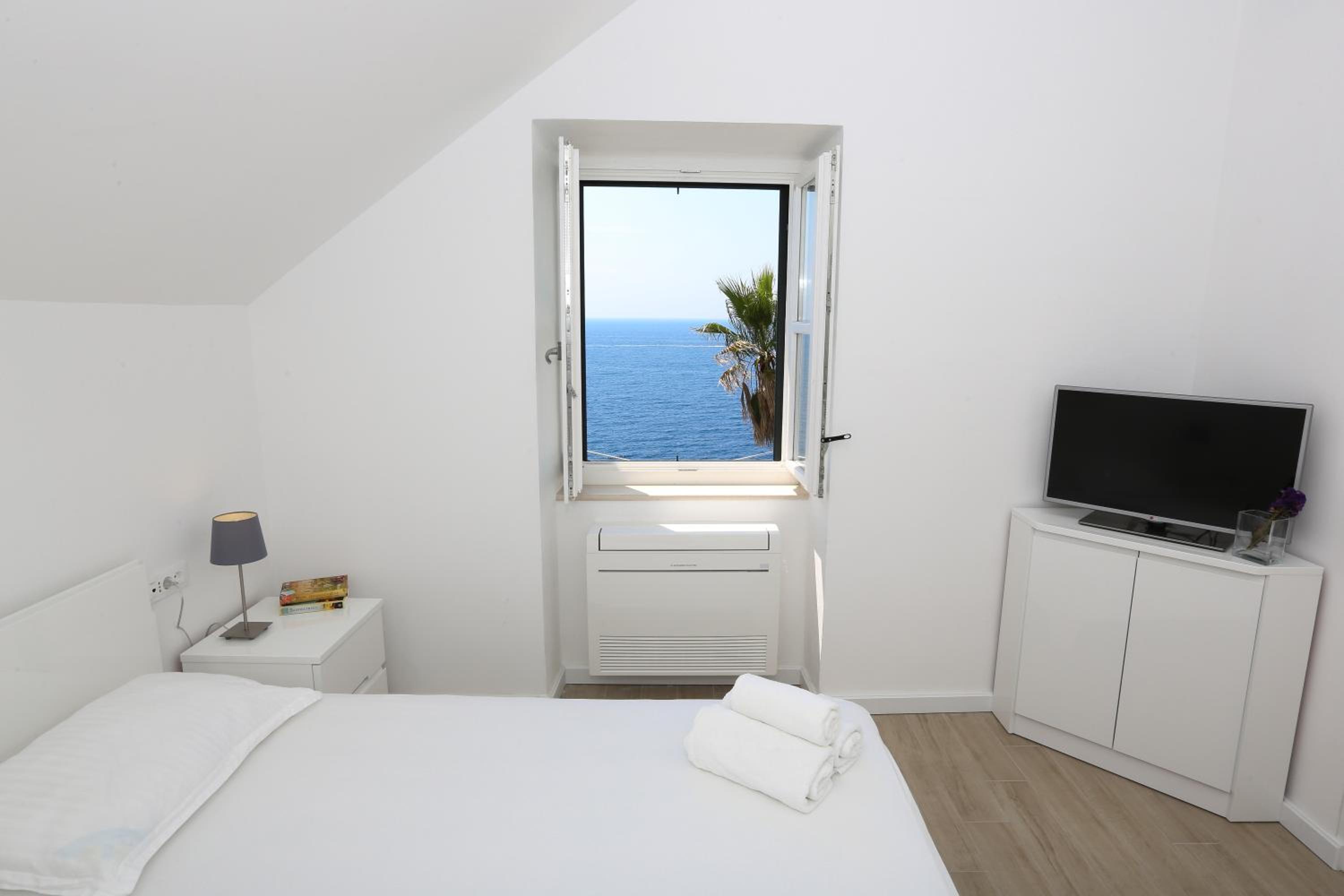 Two-Bedroom Apartment with Sea View