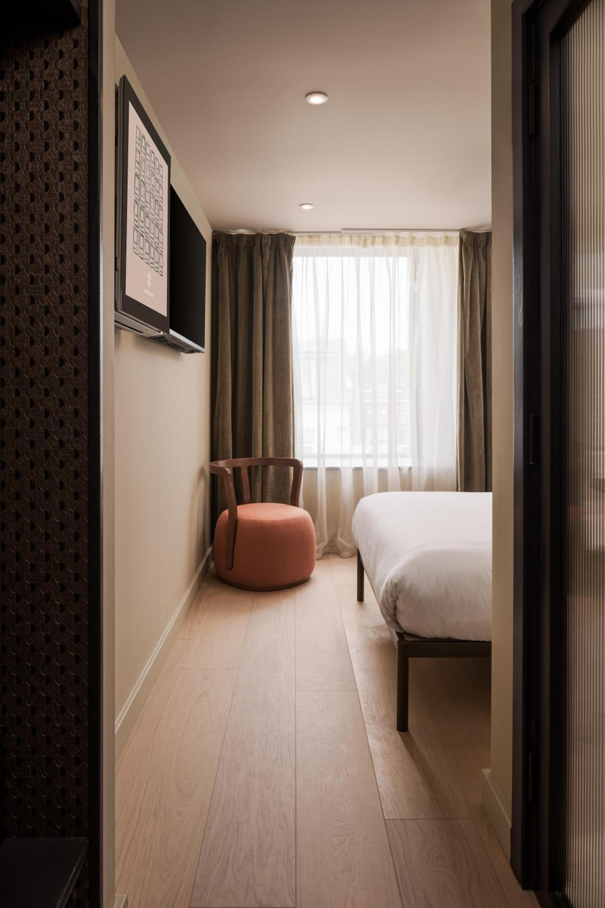 Superior Double Room *Newly Refurbished* photo 2