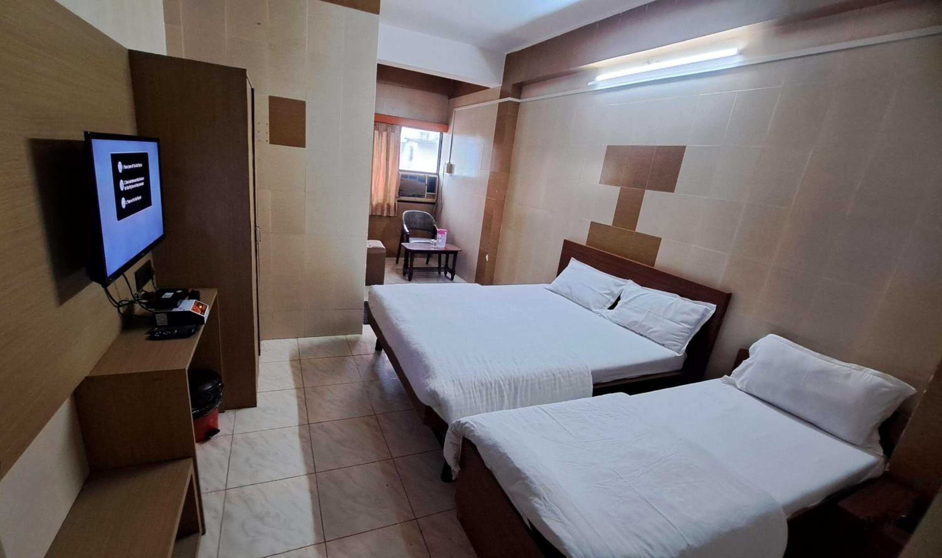Comfort Triple Room