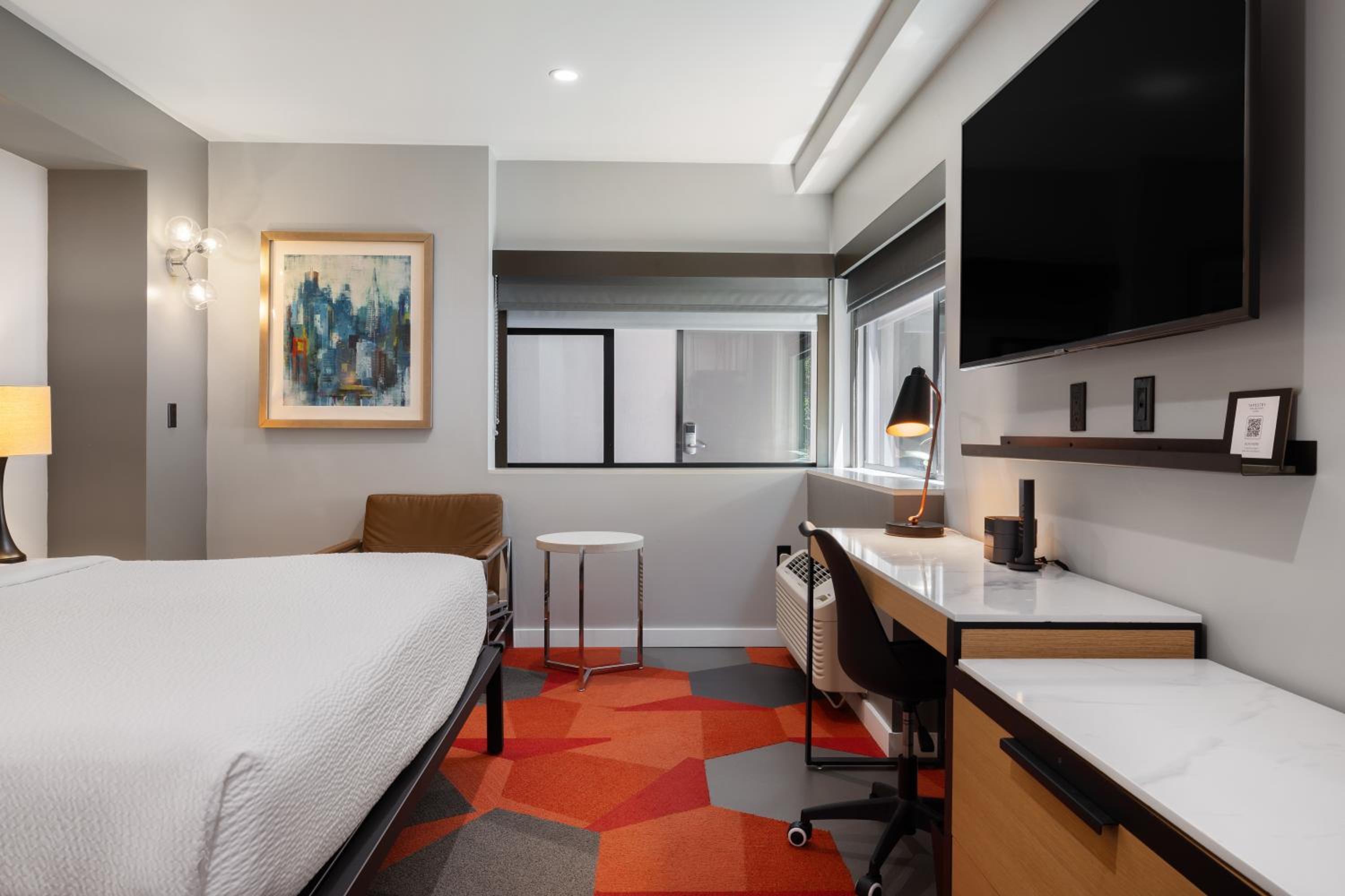Deluxe King Room - Photo 6
