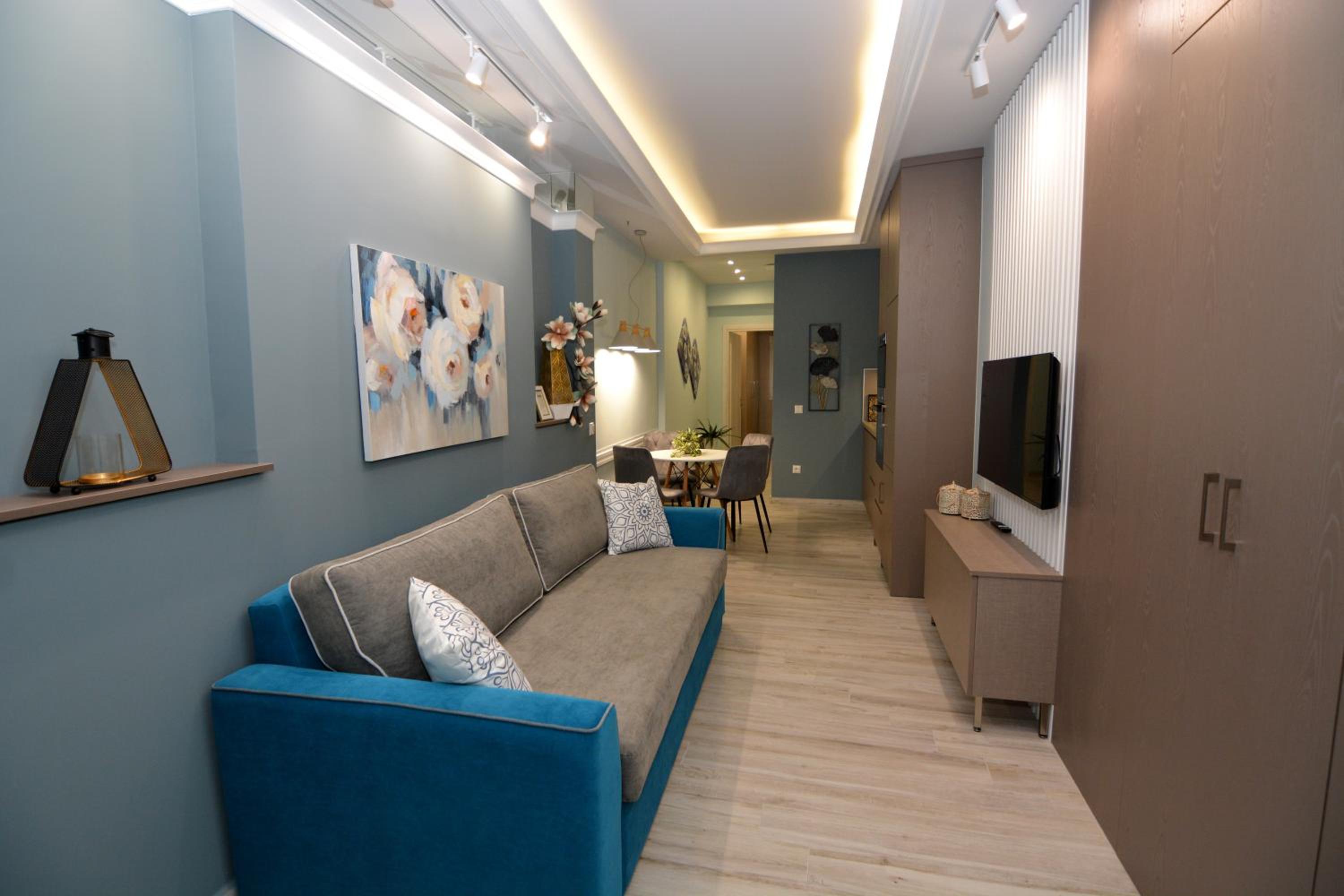 One-Bedroom Apartment