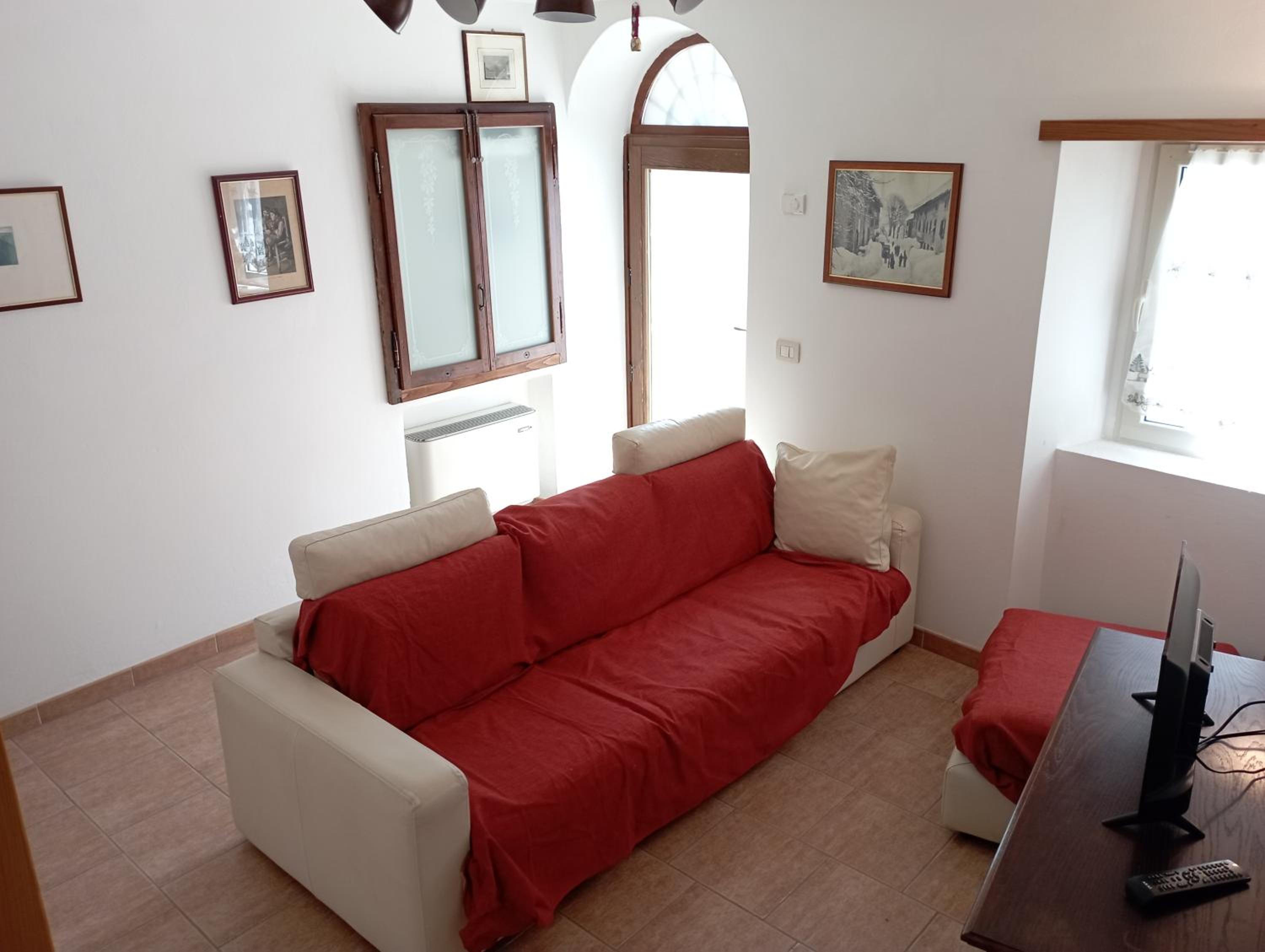 Two-Bedroom House photo 1